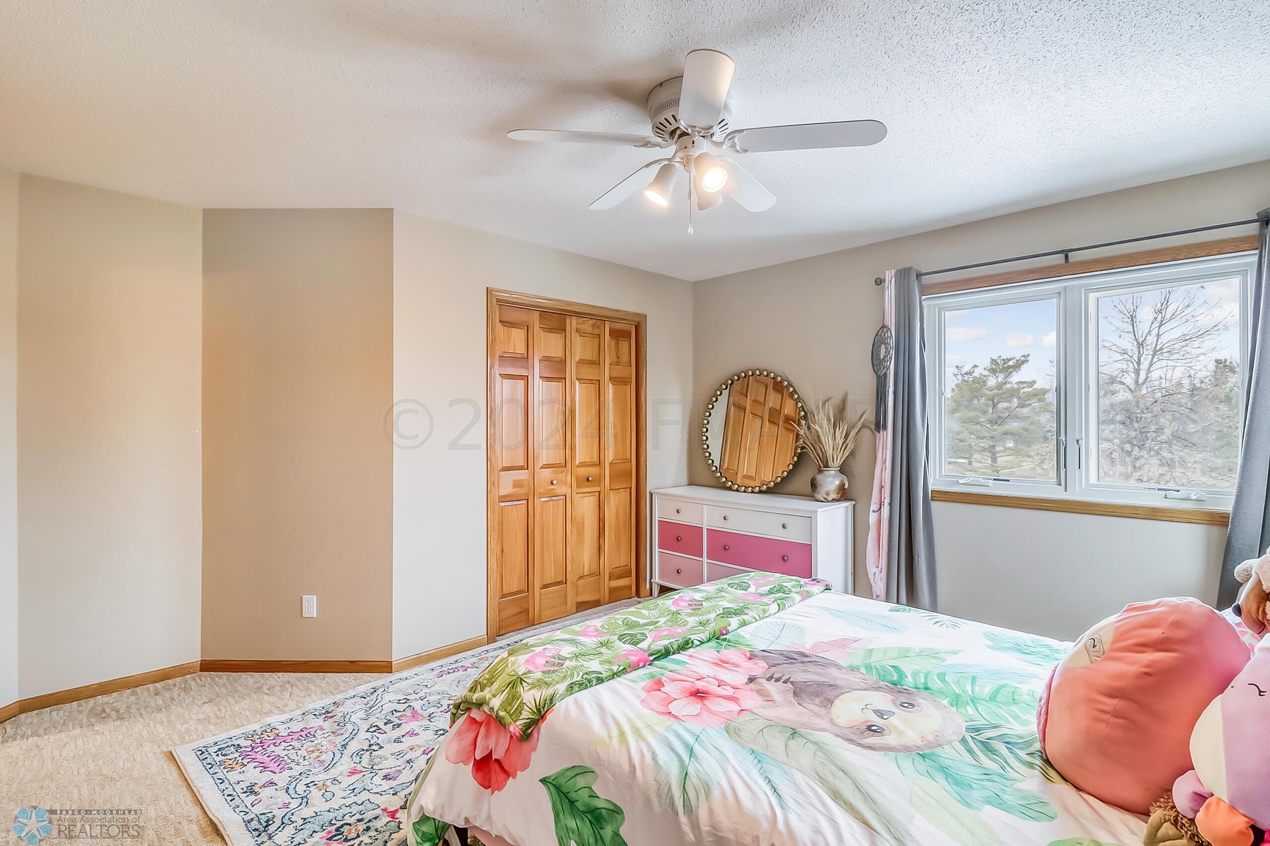 Upstairs Bedroom1_2