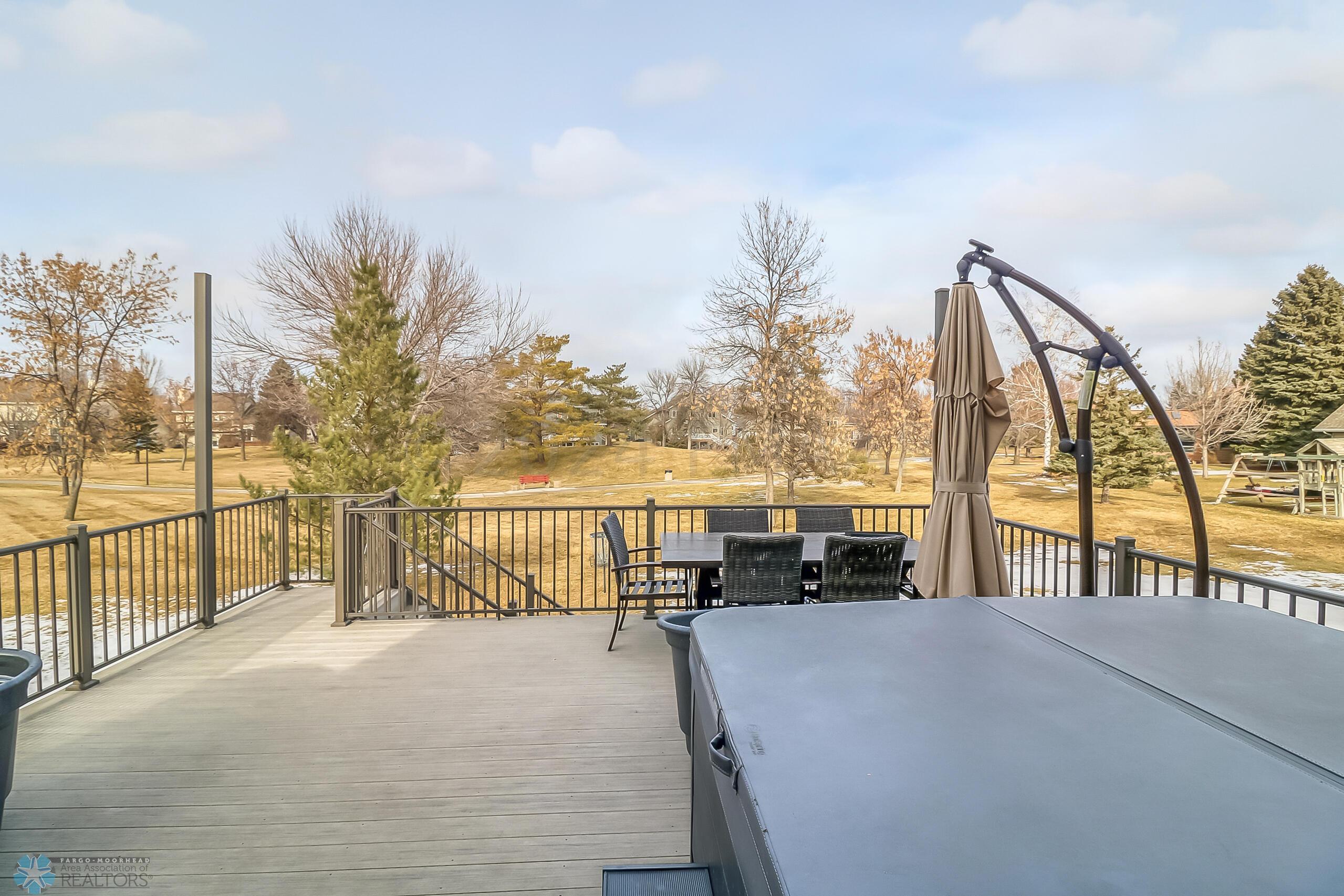 Backyard_deck1_1