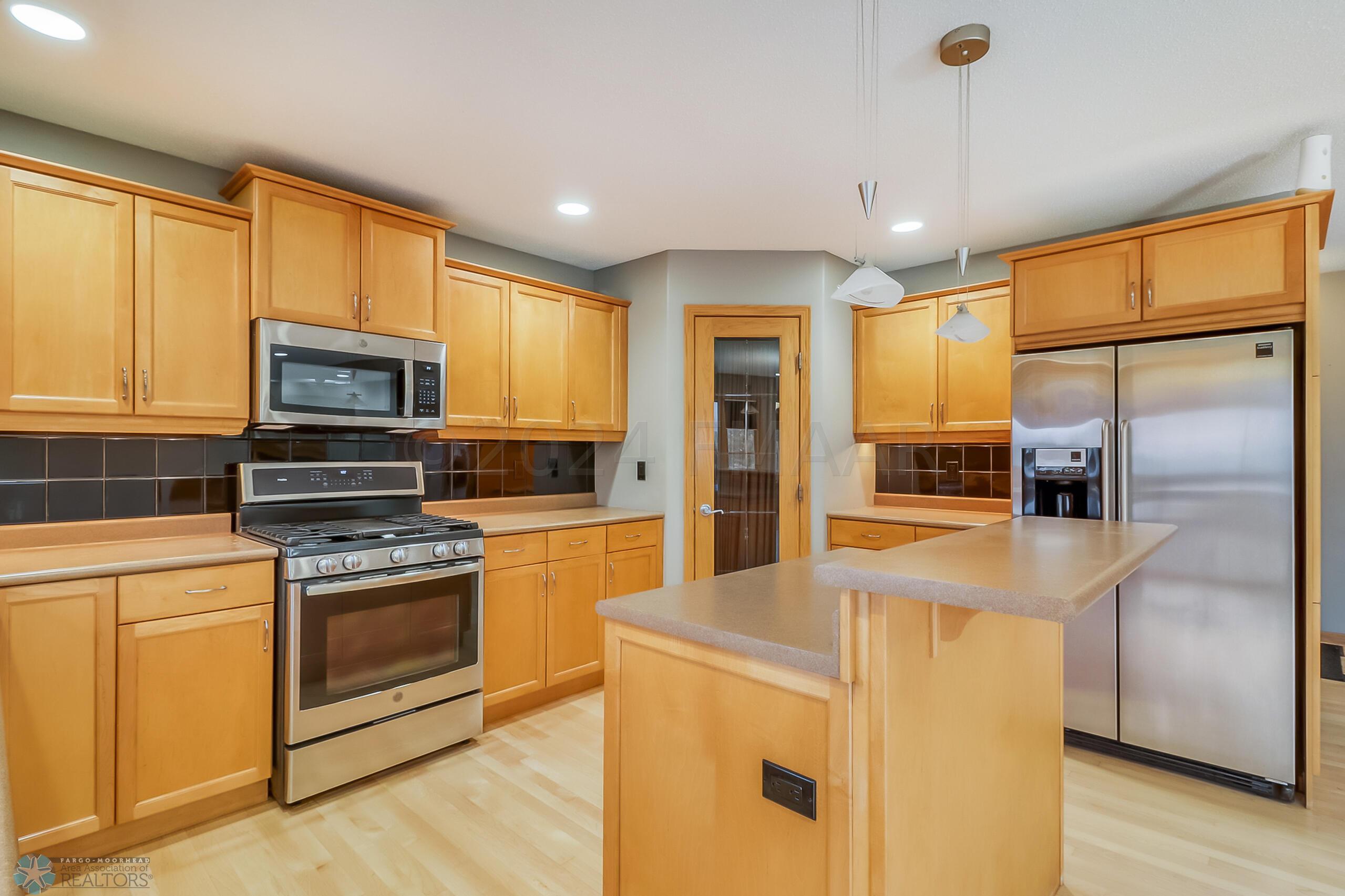 Kitchen1_2