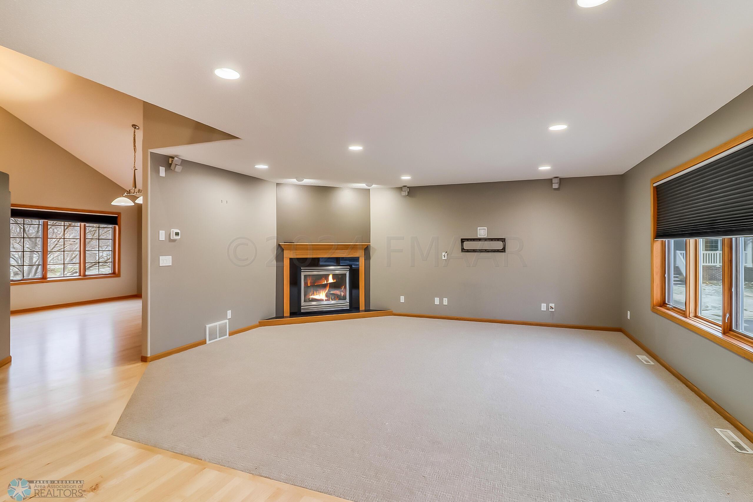 Familyroom1_3