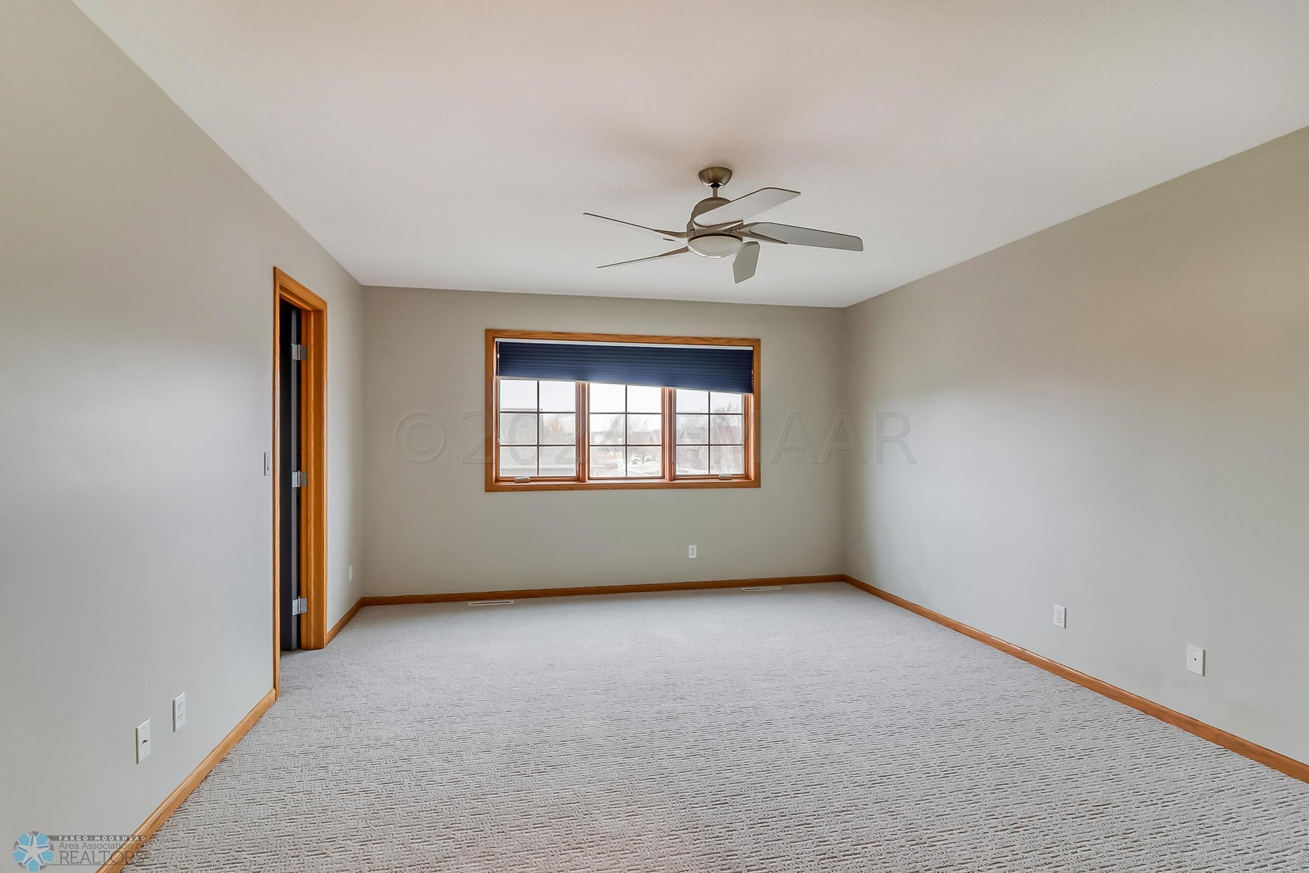 Upstairs_Primary Bedroom1_1
