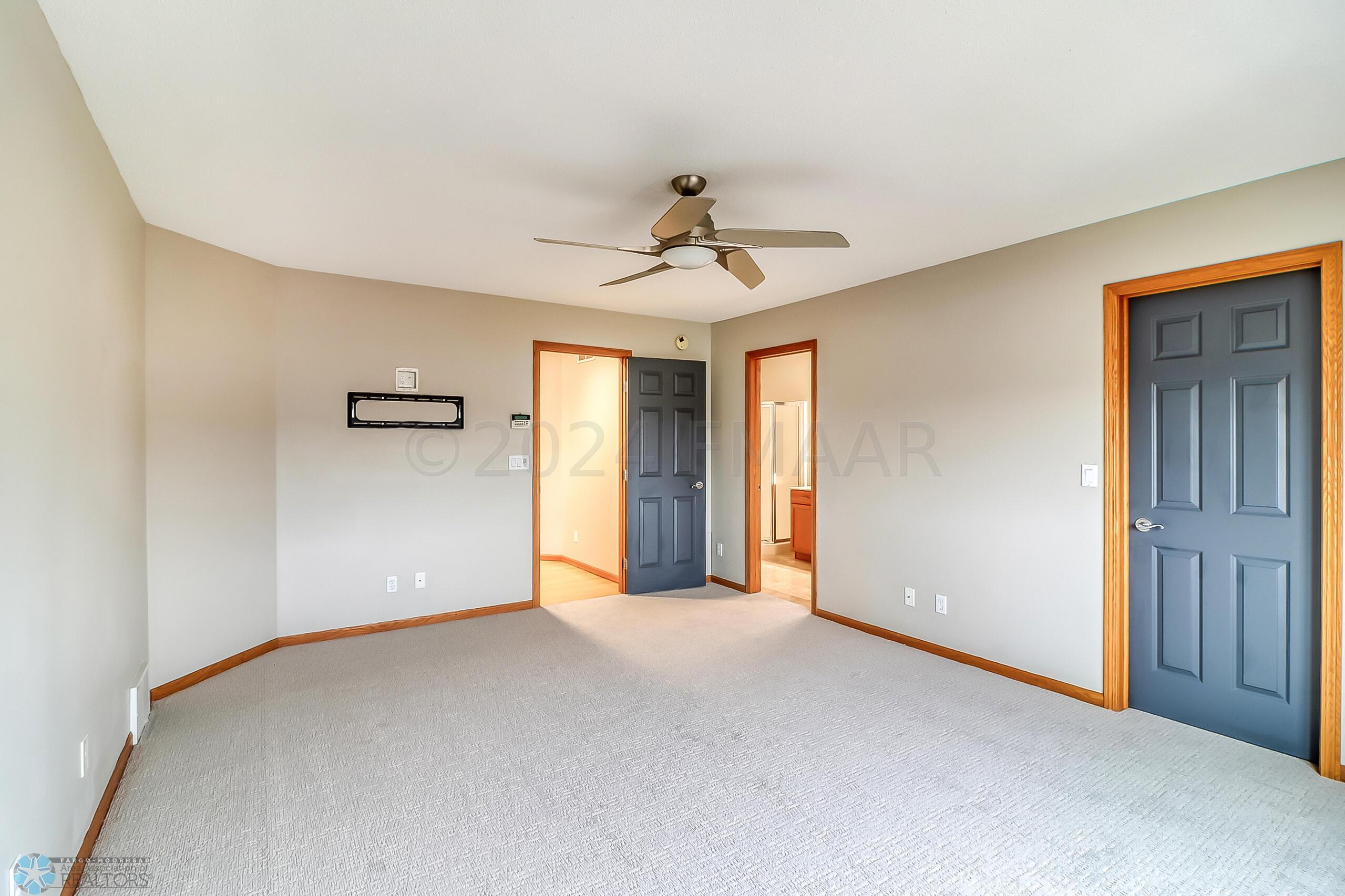Upstairs_Primary Bedroom1_2