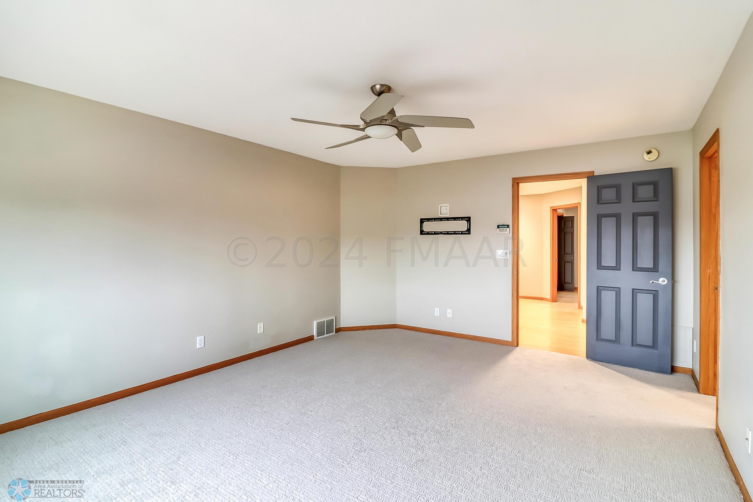 Upstairs_Primary Bedroom1_3