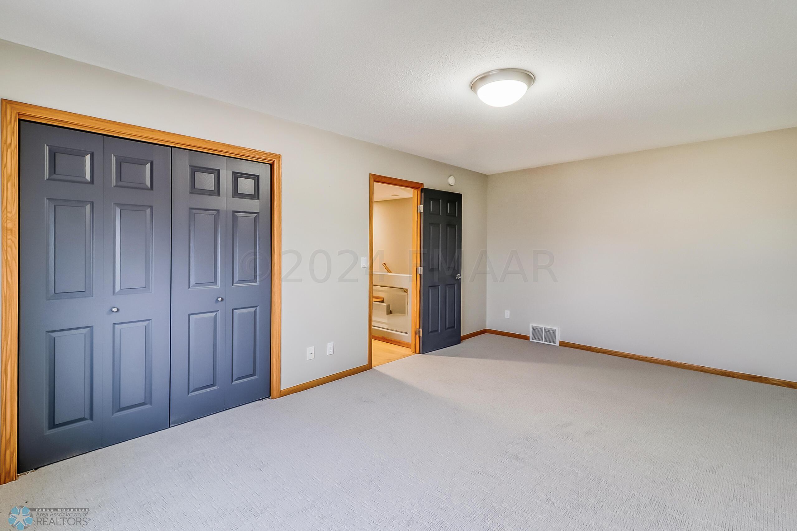 Upstairs Bedroom1_2