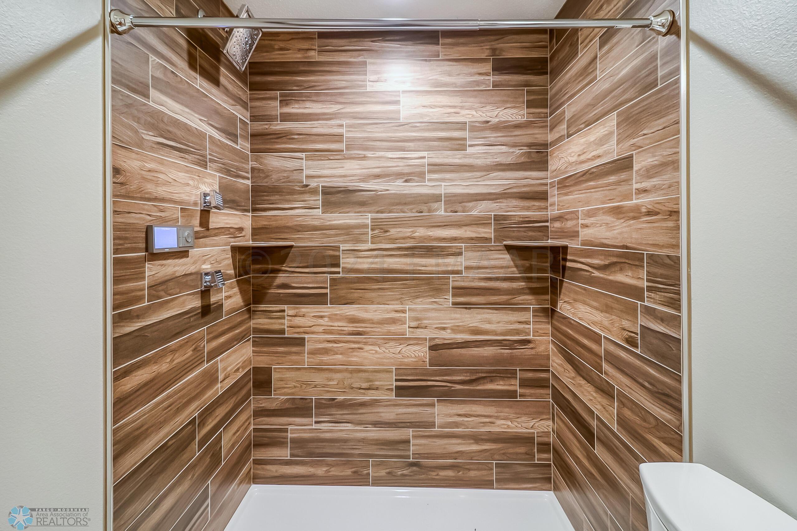 Basement Bathroom1_2