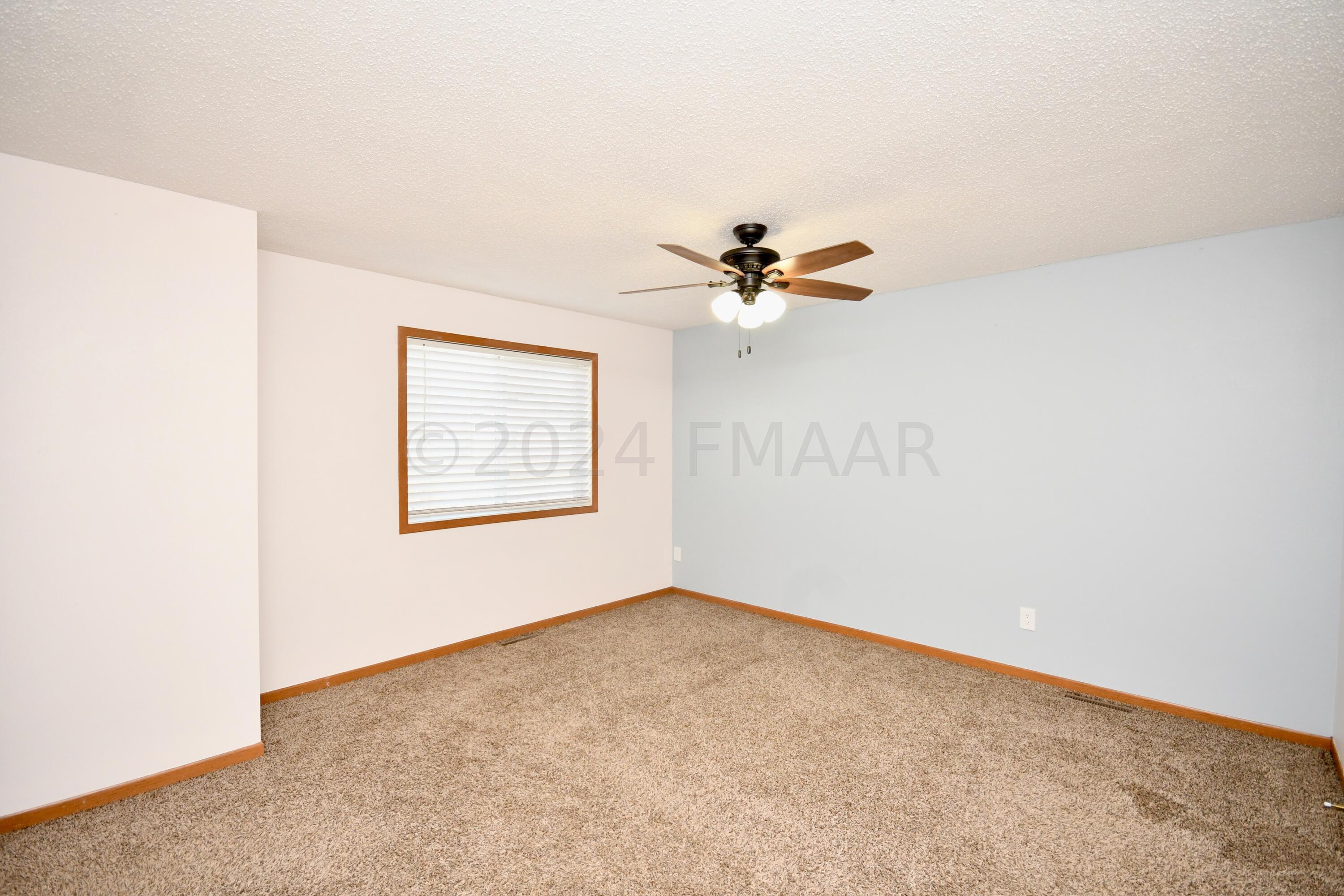 Primary bdroom