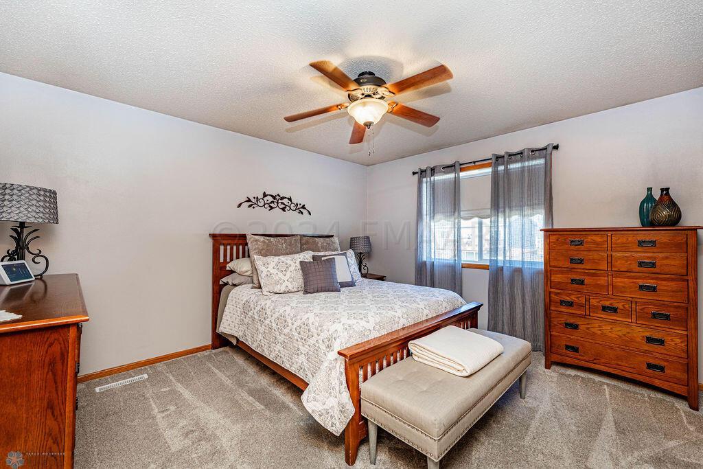 Spacious Primary Bdrm