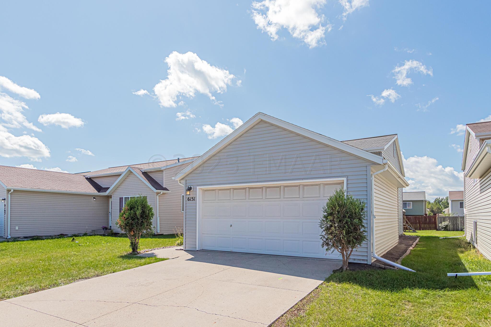6151 23rd St S, Fargo, ND 58104-03