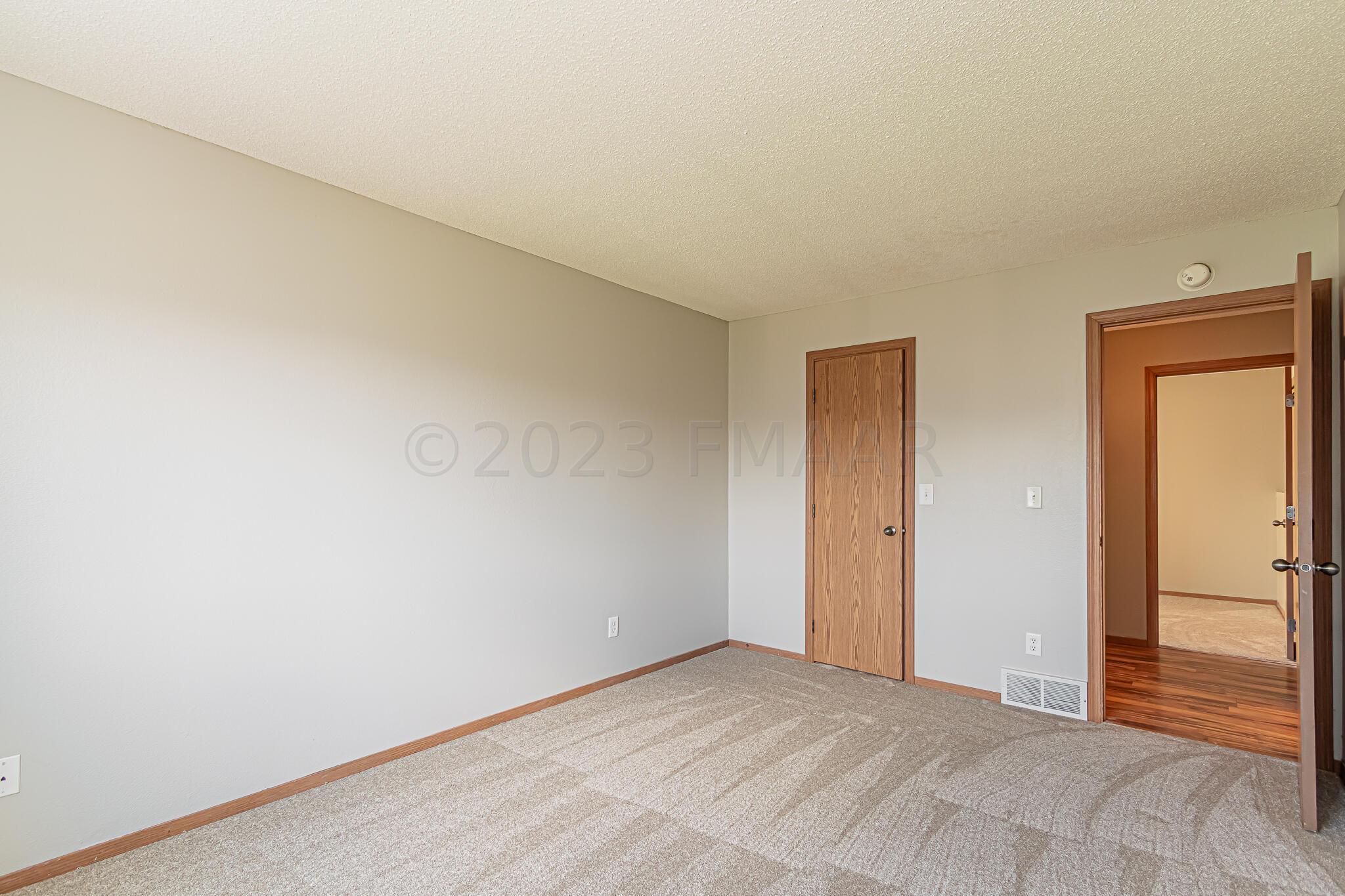 6151 23rd St S, Fargo, ND 58104-19