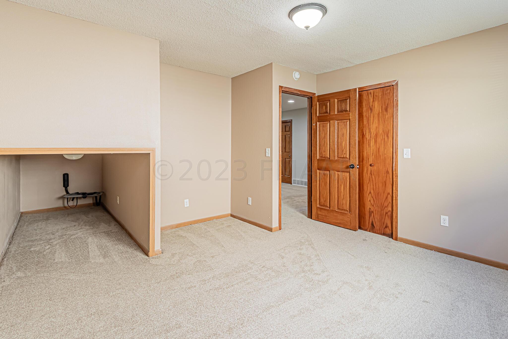 6151 23rd St S, Fargo, ND 58104-29
