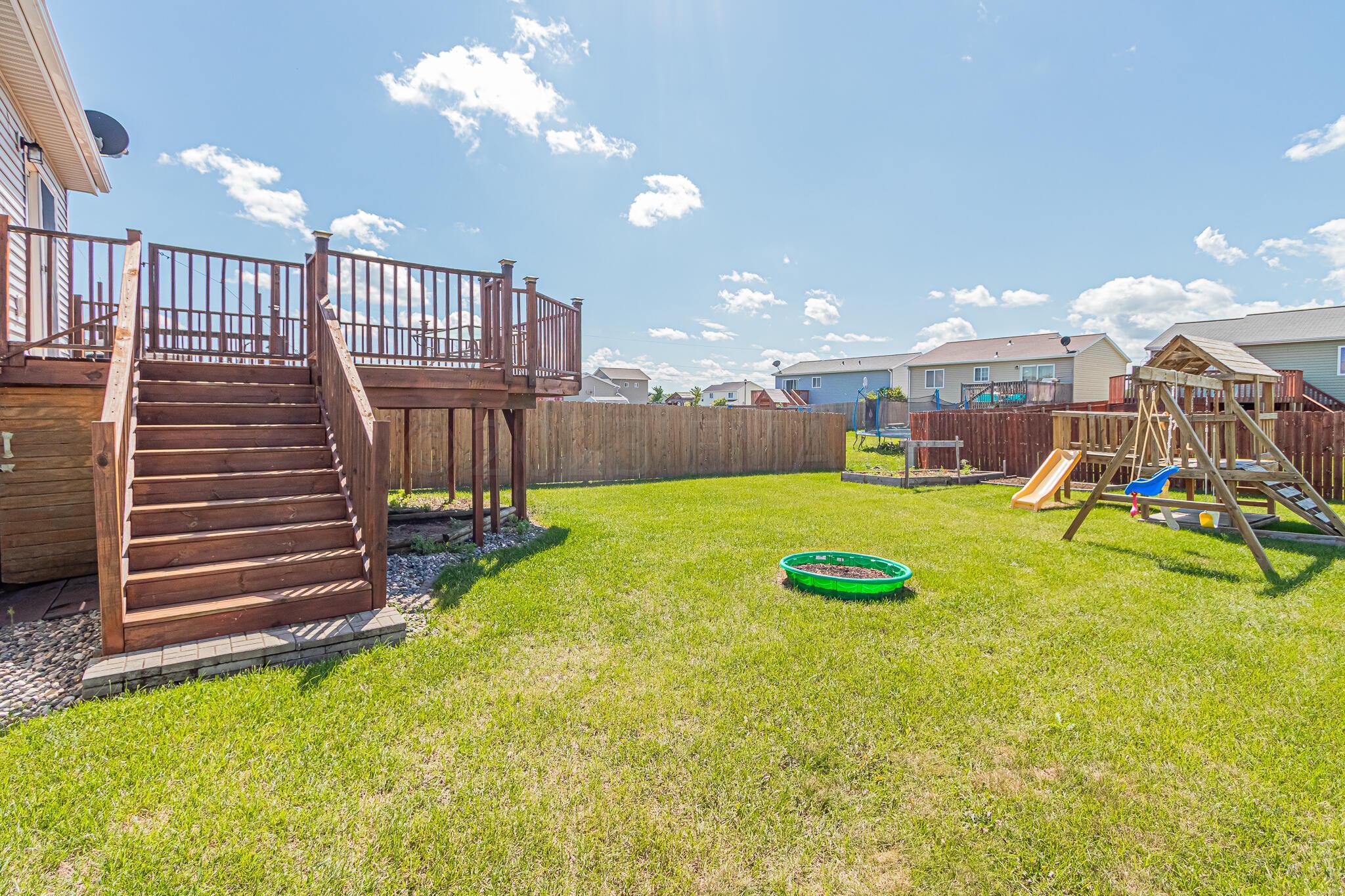 6151 23rd St S, Fargo, ND 58104-07