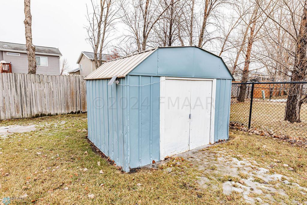 Shed Stays