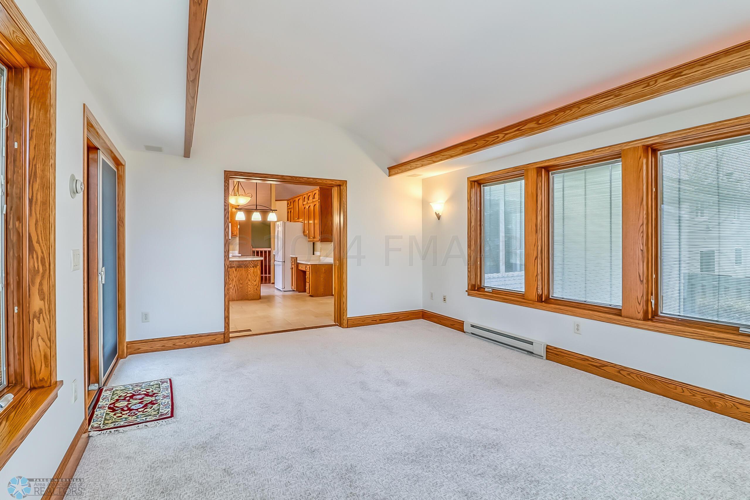 Familyroom1_1