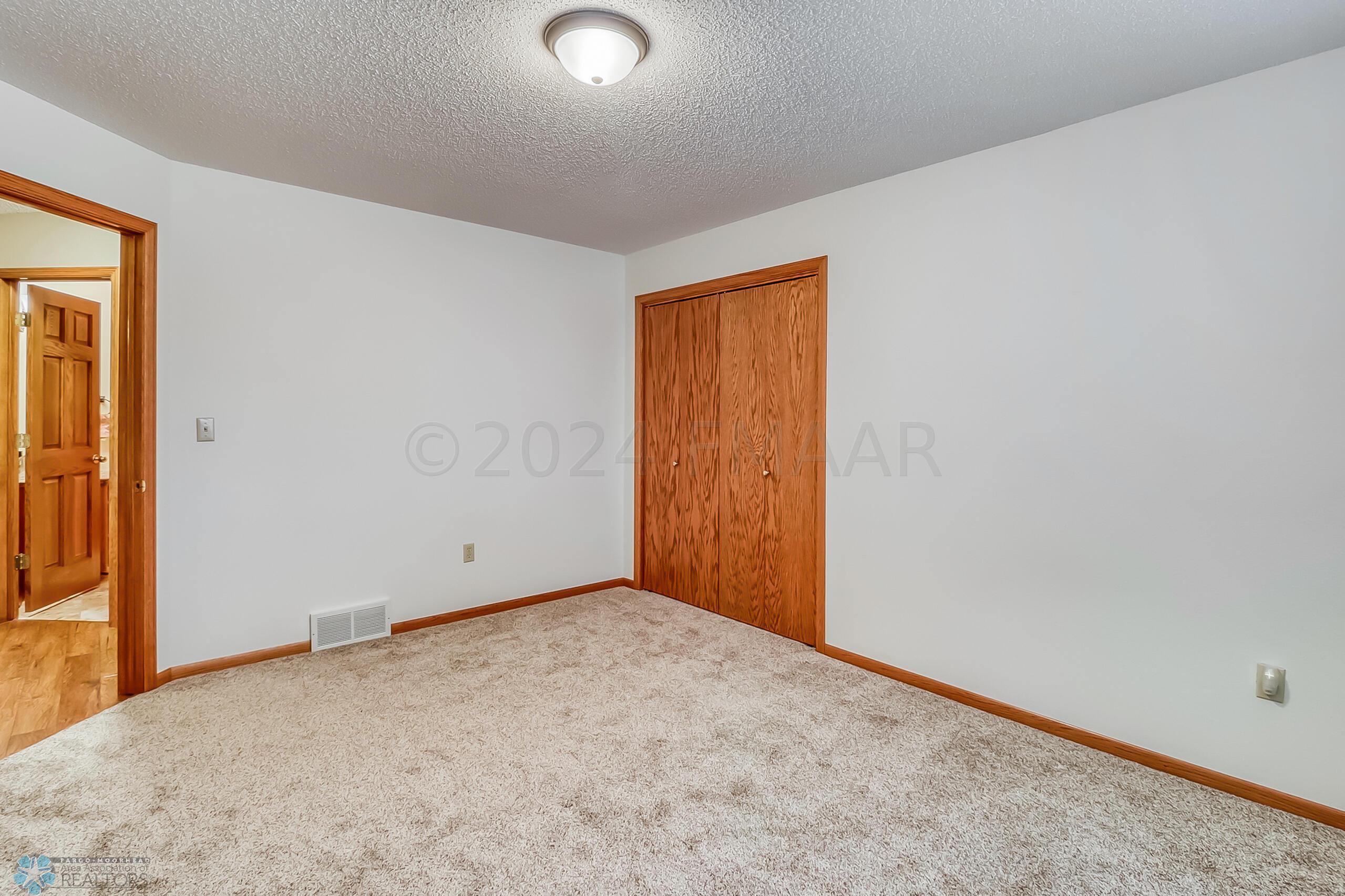 Bedroom2_2