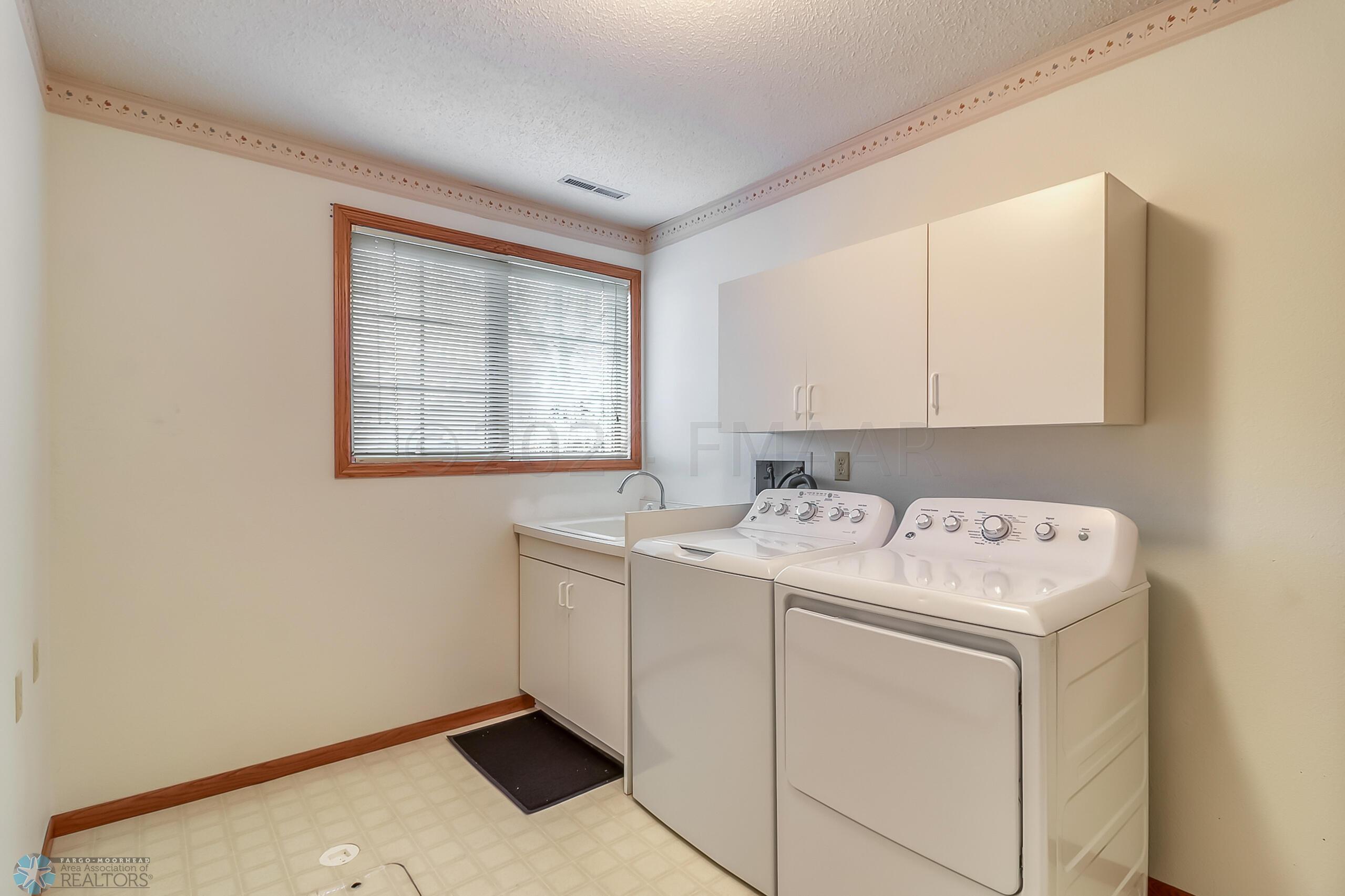 Basement Laundry1_1