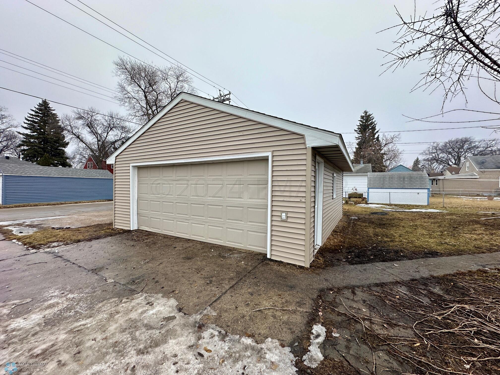 Garage