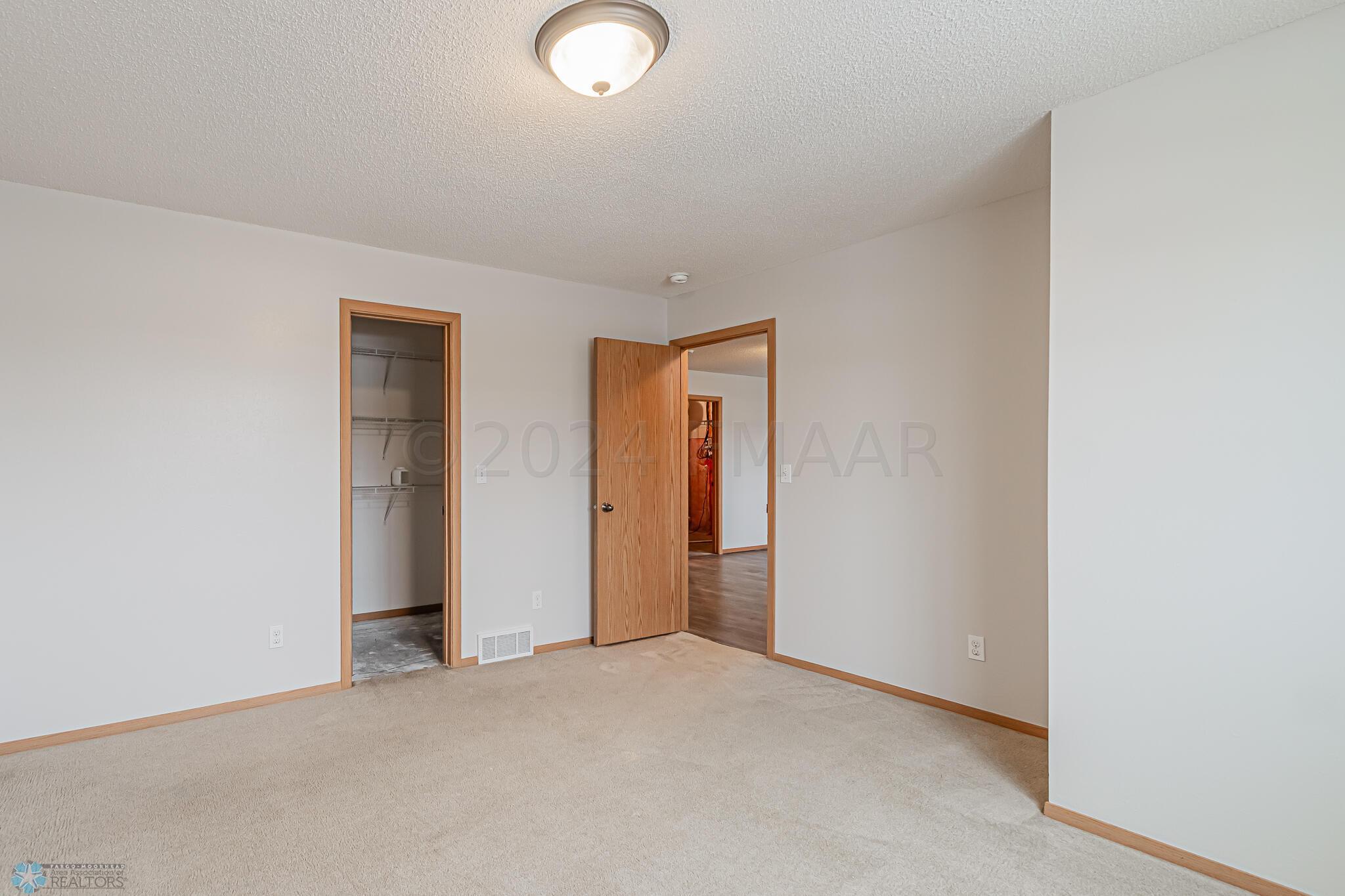 2250 57th Ave S, Fargo, ND-17