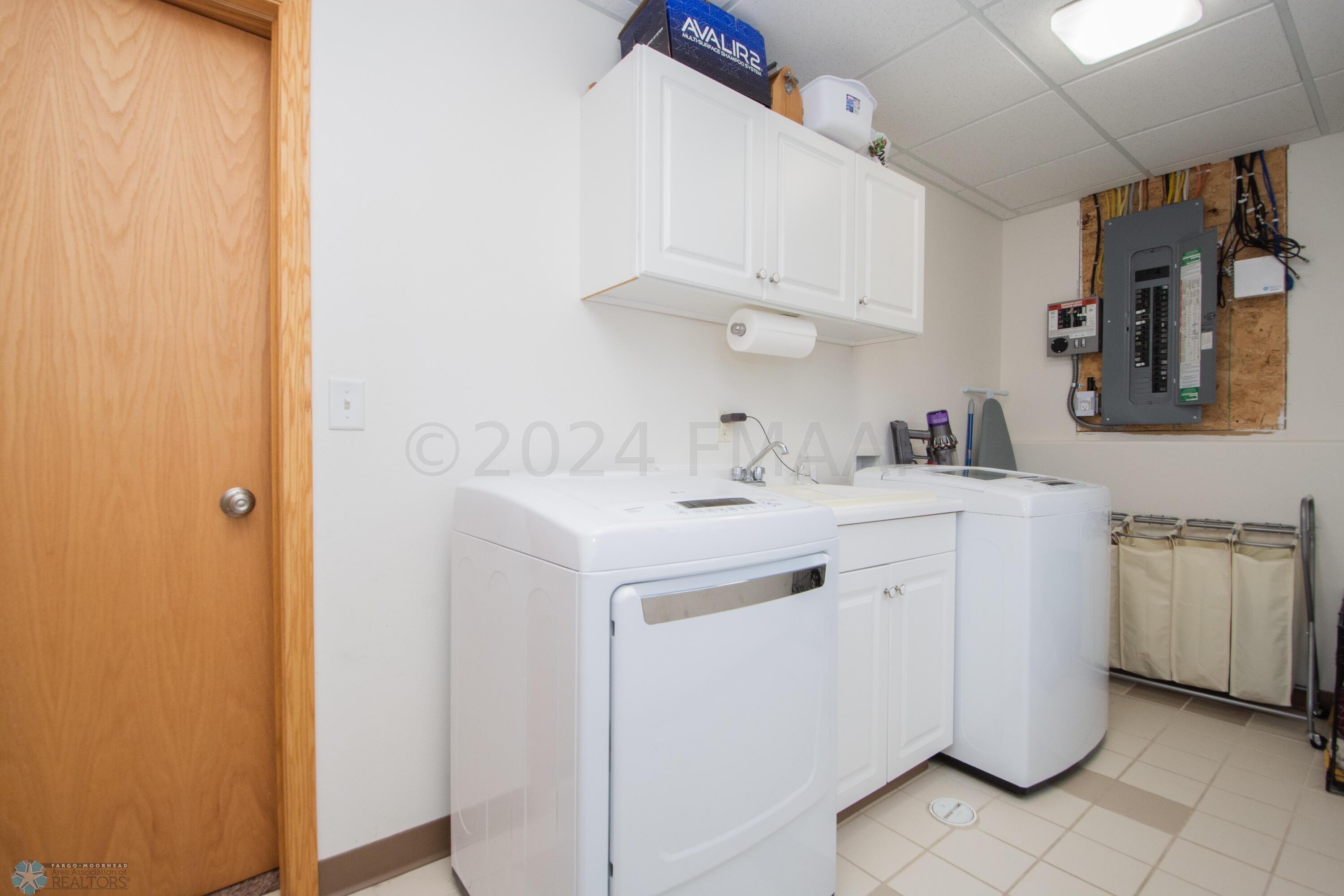 Large Finished Laundry Room