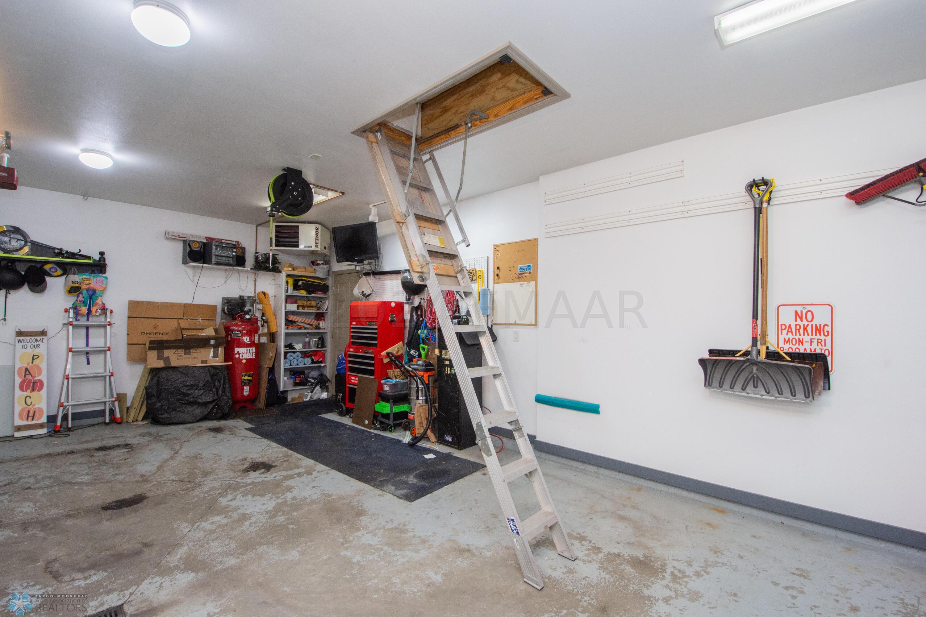 3-Stall Heated Garage