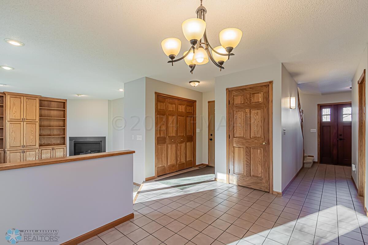 2908 38 1_2 Ave S, Fargo, ND-14