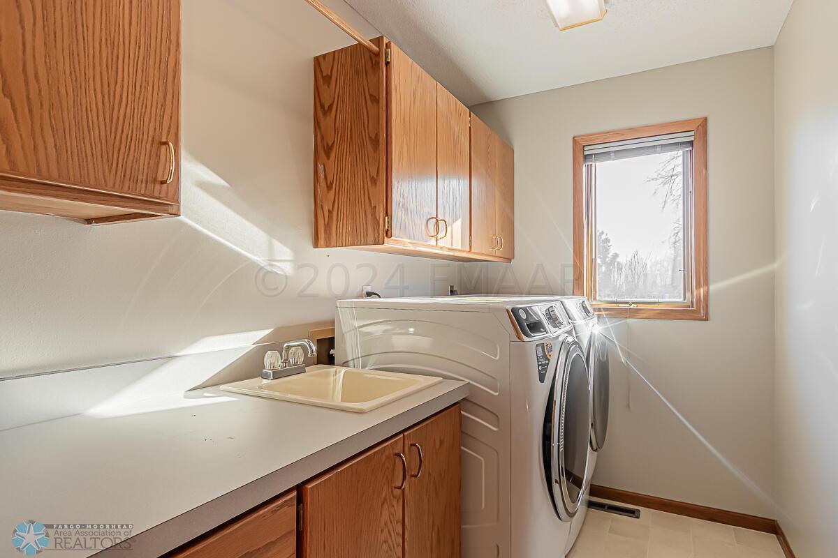 2908 38 1_2 Ave S, Fargo, ND-22