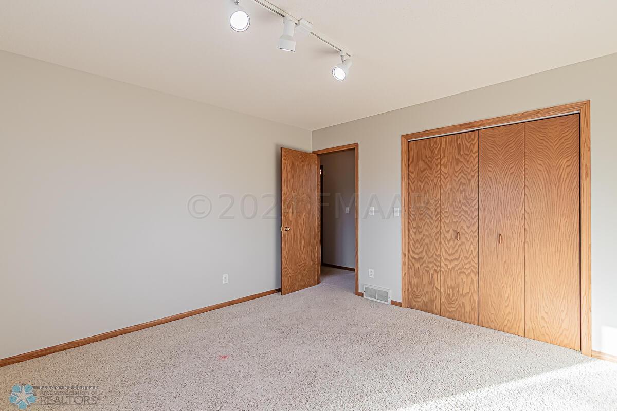 2908 38 1_2 Ave S, Fargo, ND-34