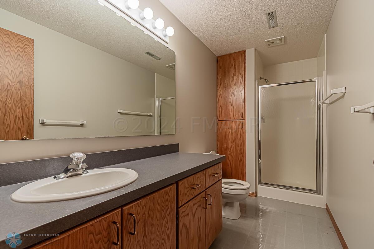 2908 38 1_2 Ave S, Fargo, ND-48