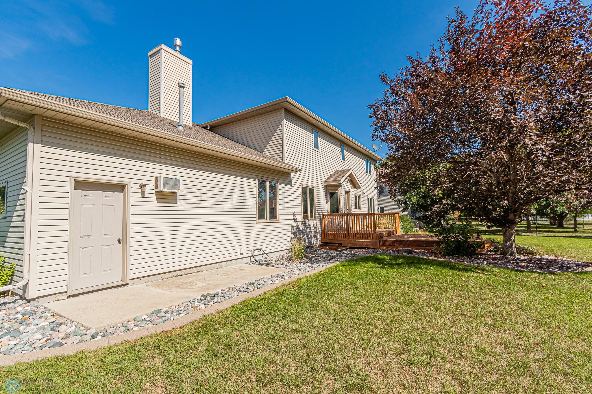 2908 38 1_2 Ave S, Fargo, ND 58104-48