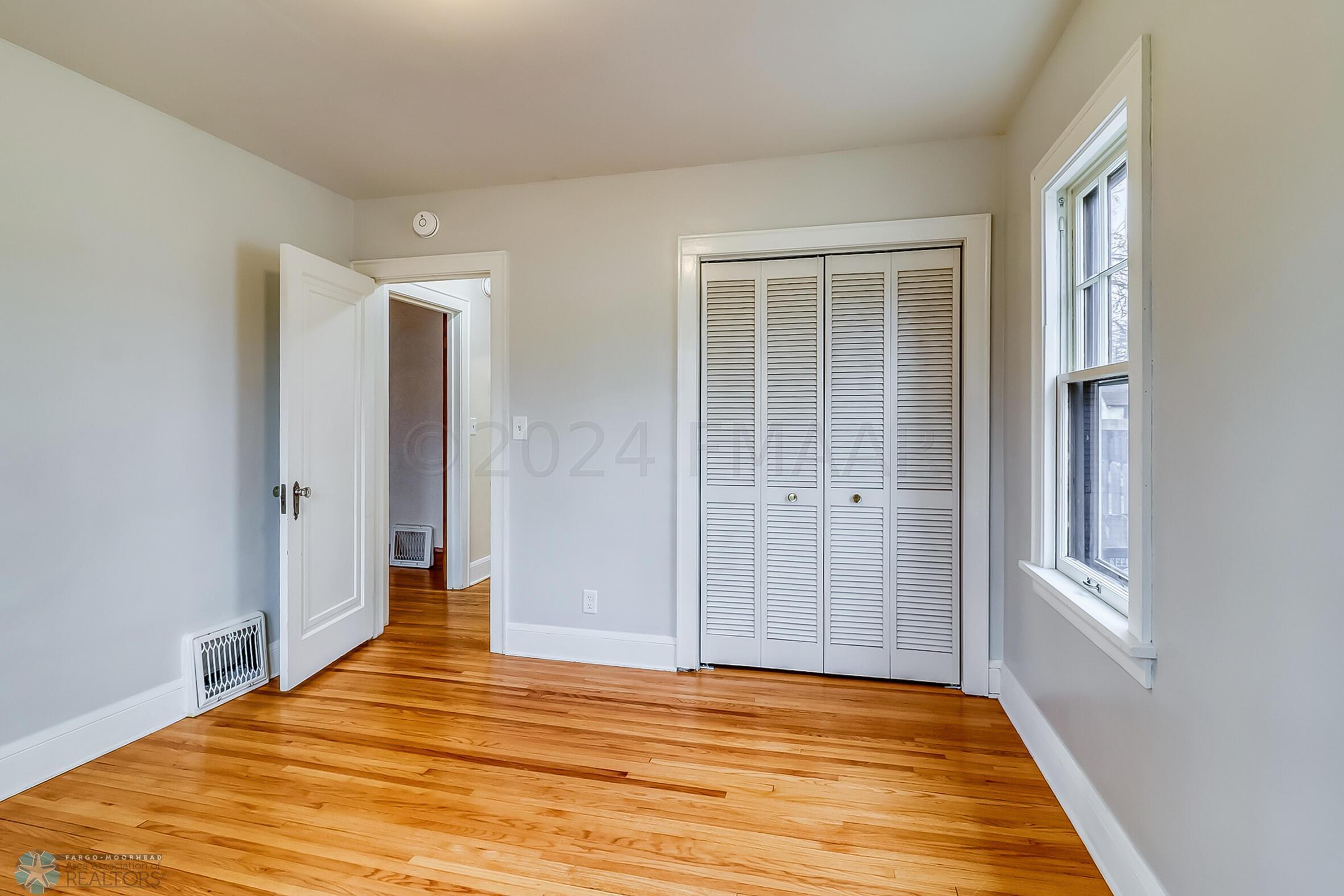 Bedroom1_2