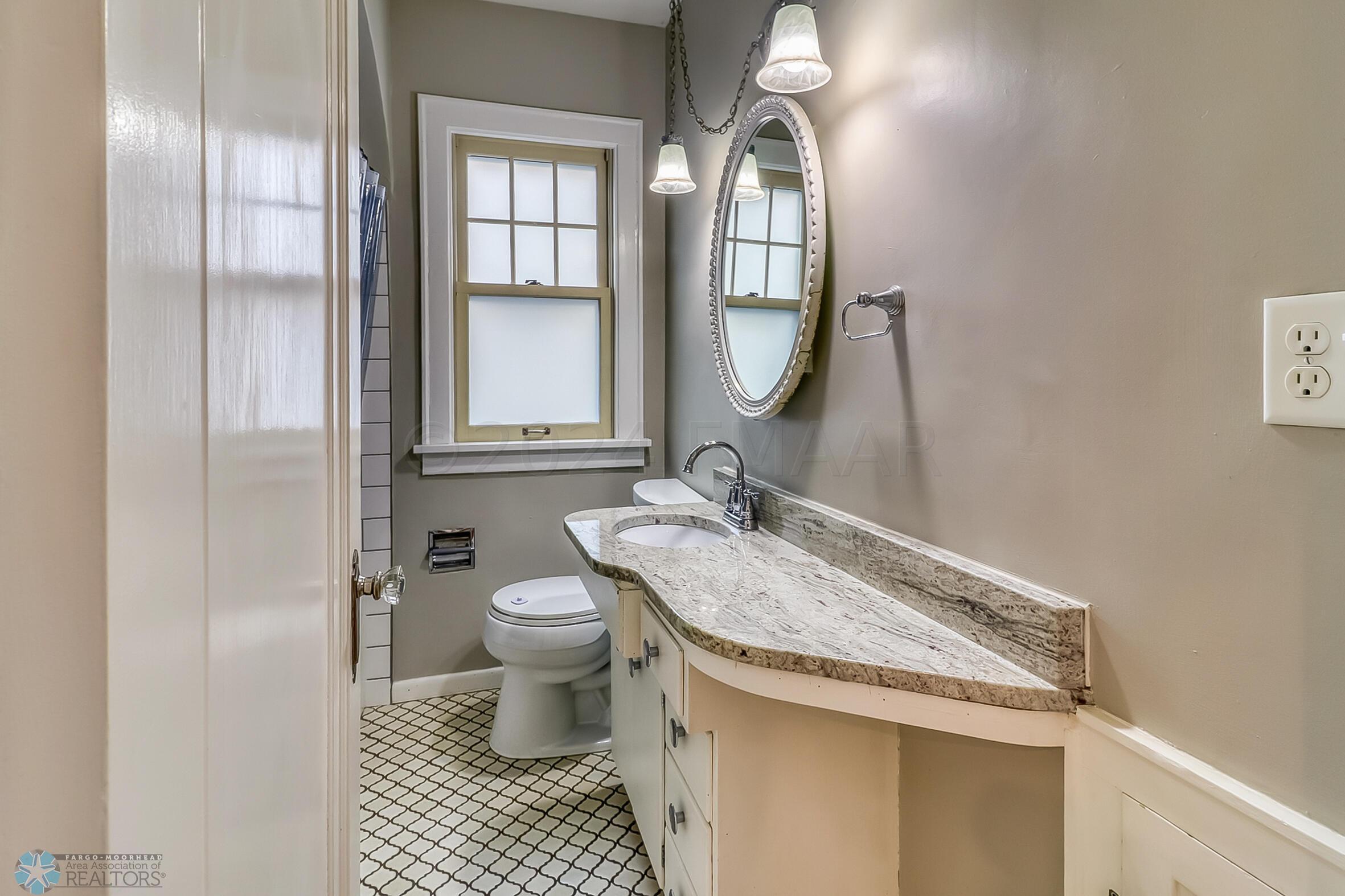 Bathroom1_1