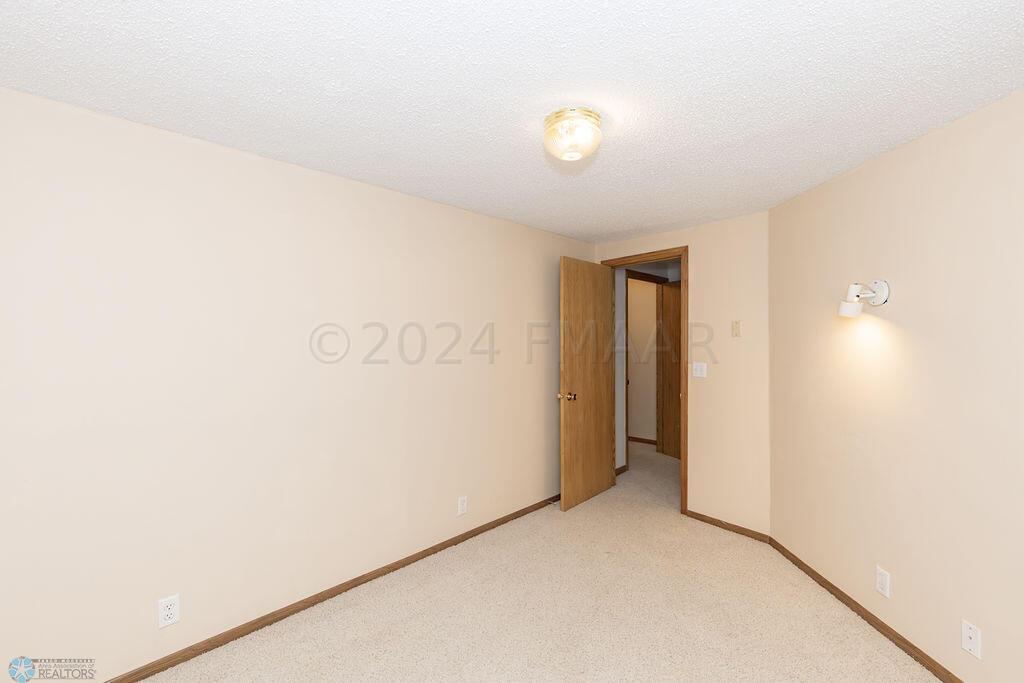 Den/Hobby Room