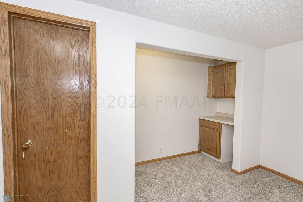 Large Den/Storage