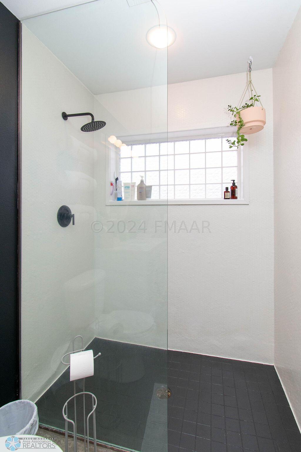 Main 3/4 Bath