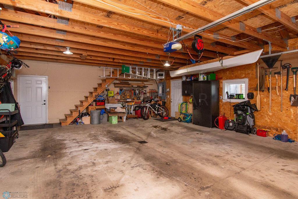 2 Stall Attached Garage