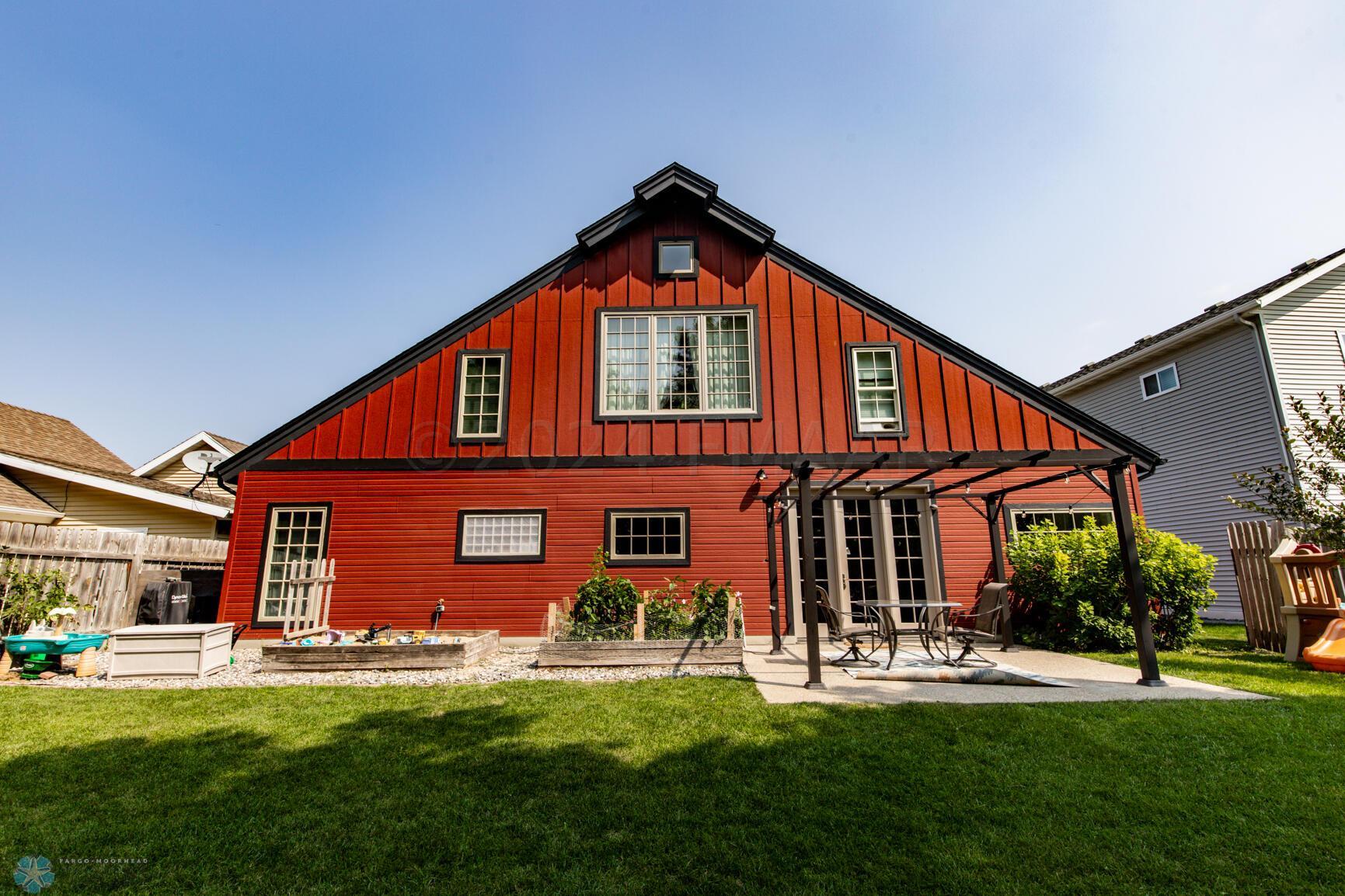 Rear Exterior Summer