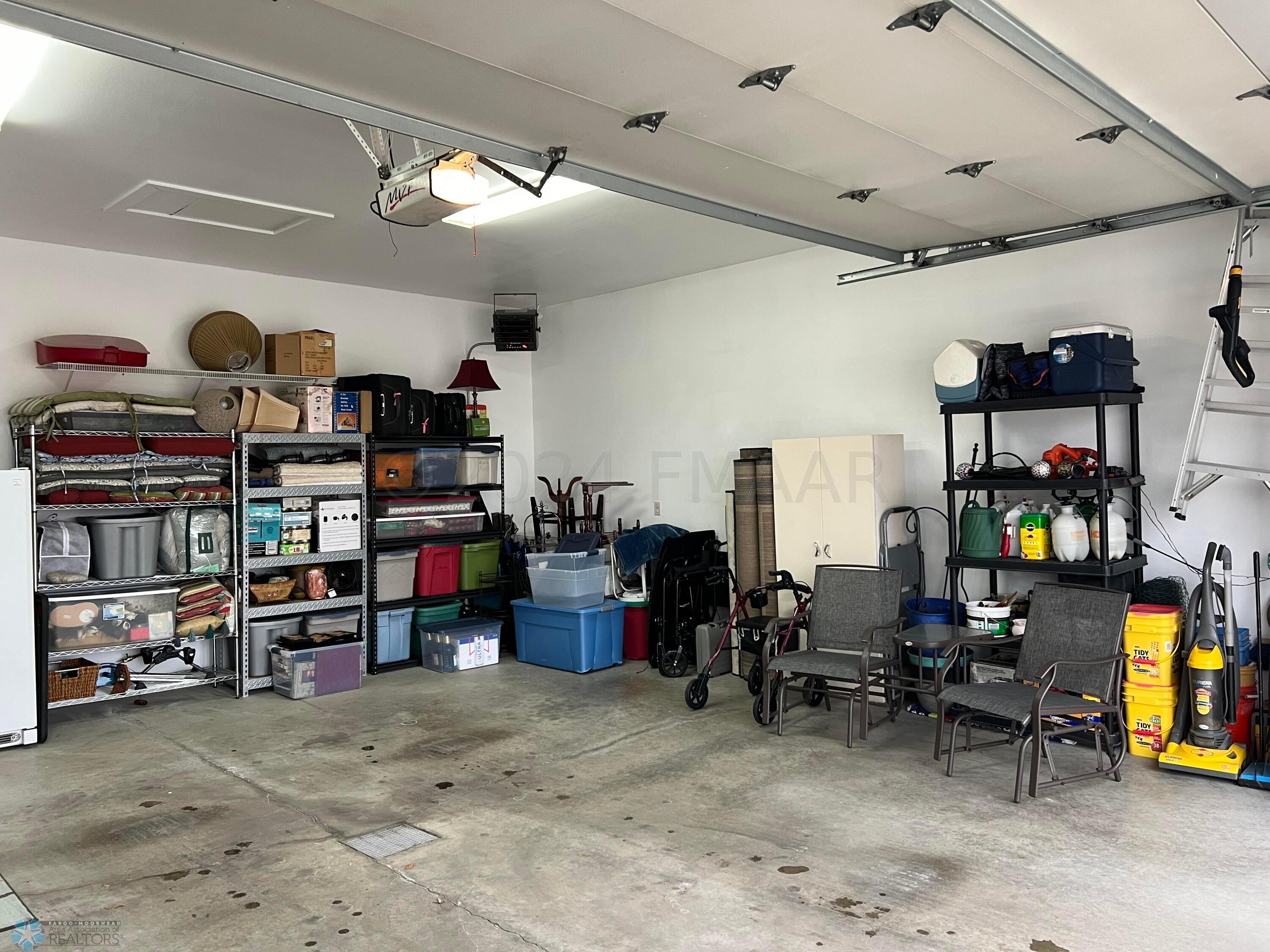 Garage 2