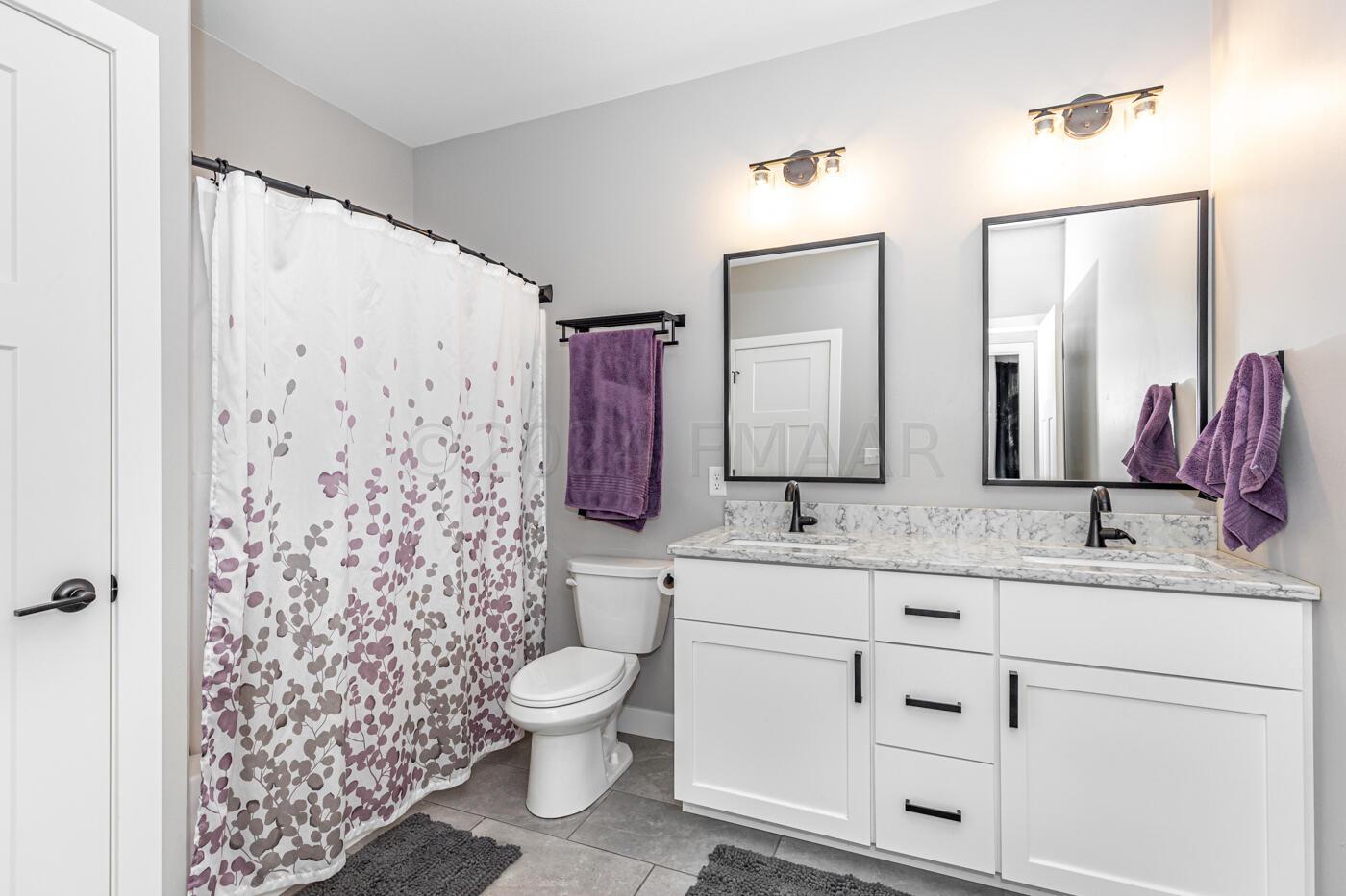 Full Bath Upper Level