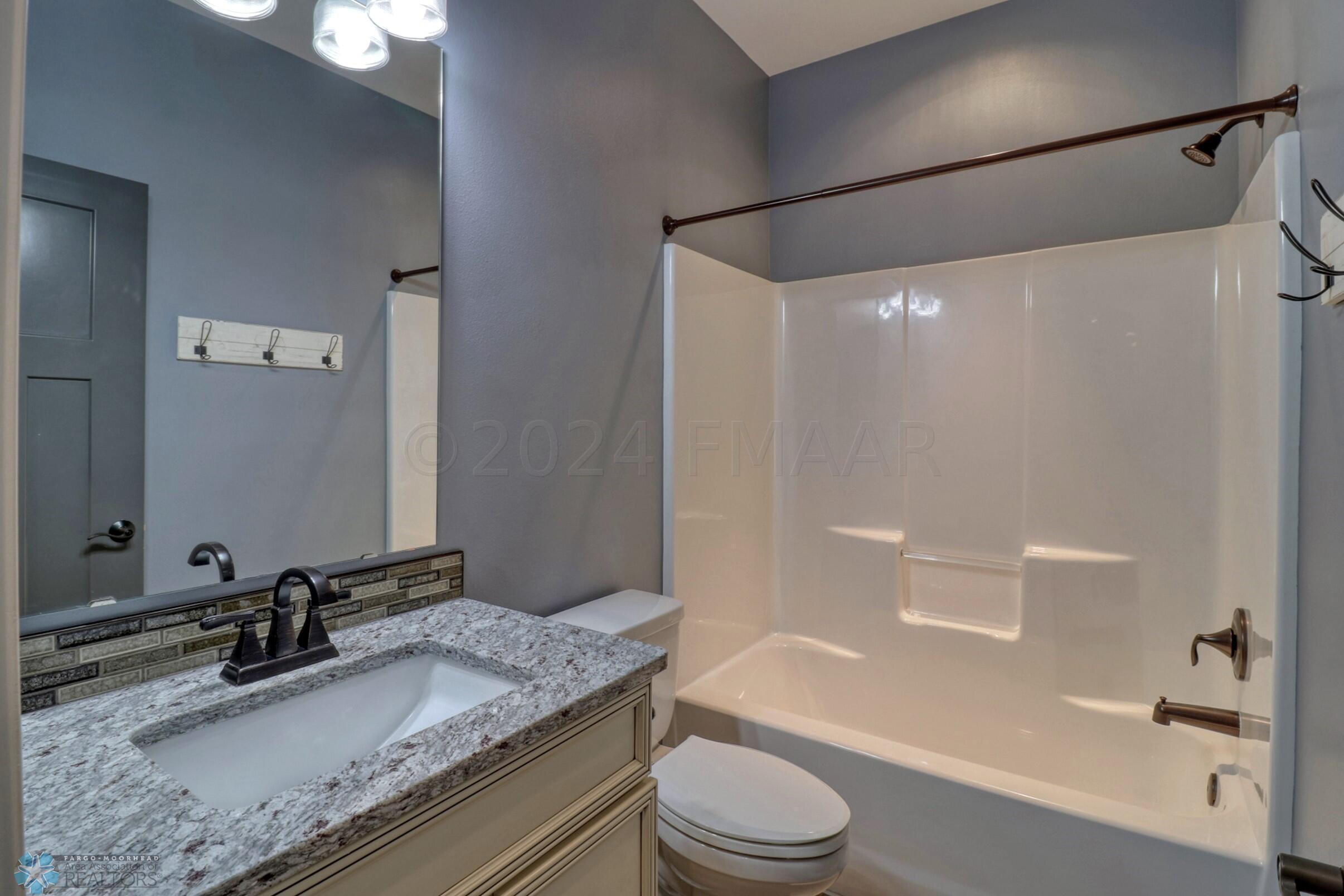 Bathroom1_1