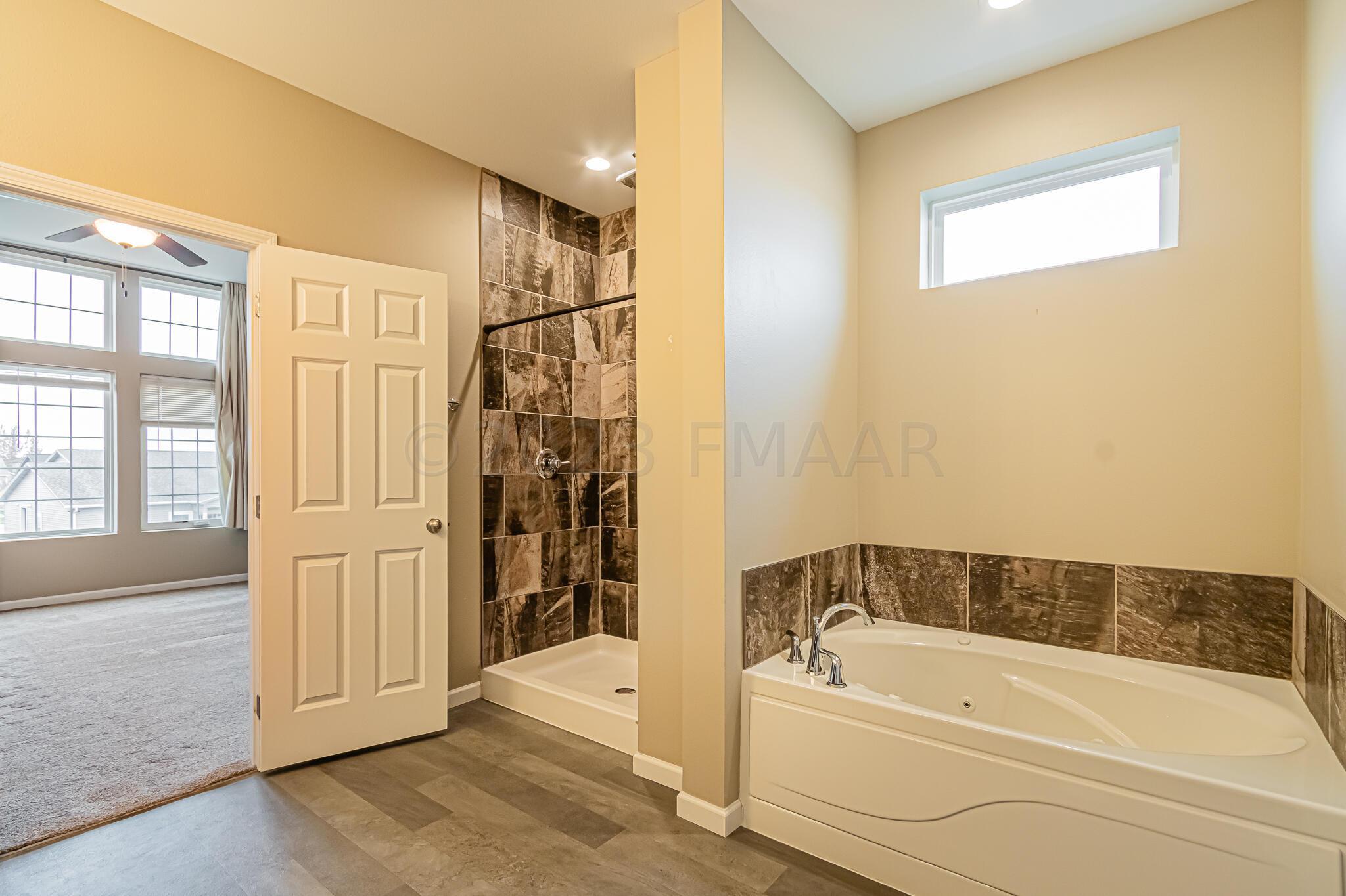 3313 A 5 Way E, West Fargo, ND 58078-14