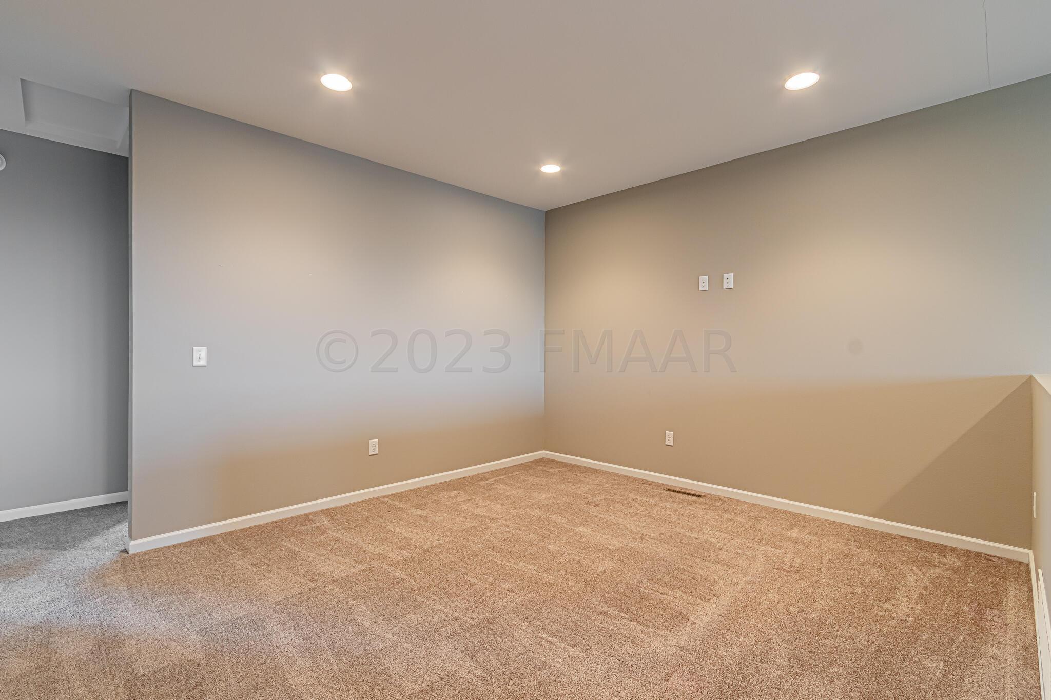 3313 A 5 Way E, West Fargo, ND 58078-18