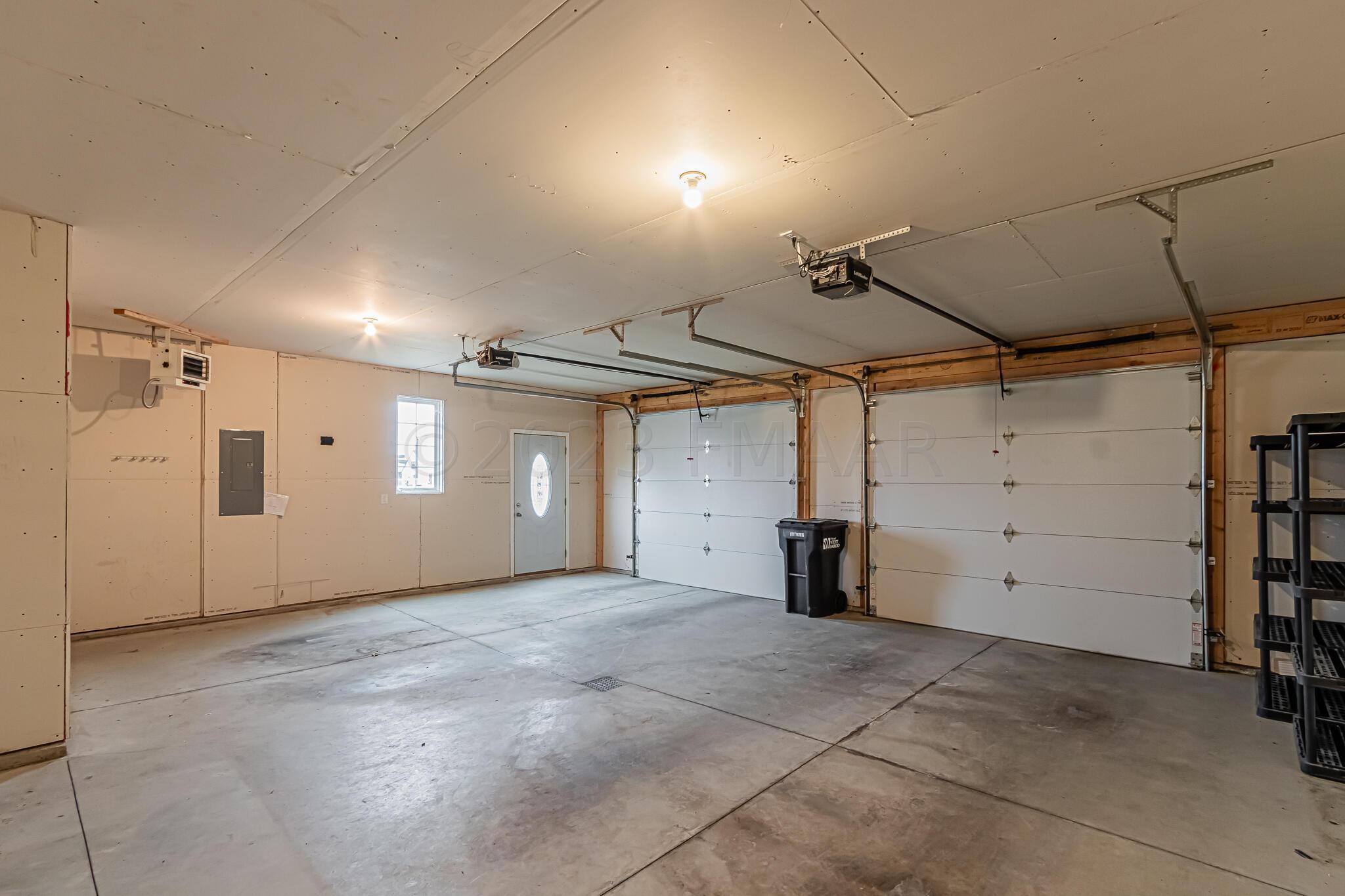 3313 A 5 Way E, West Fargo, ND 58078-29