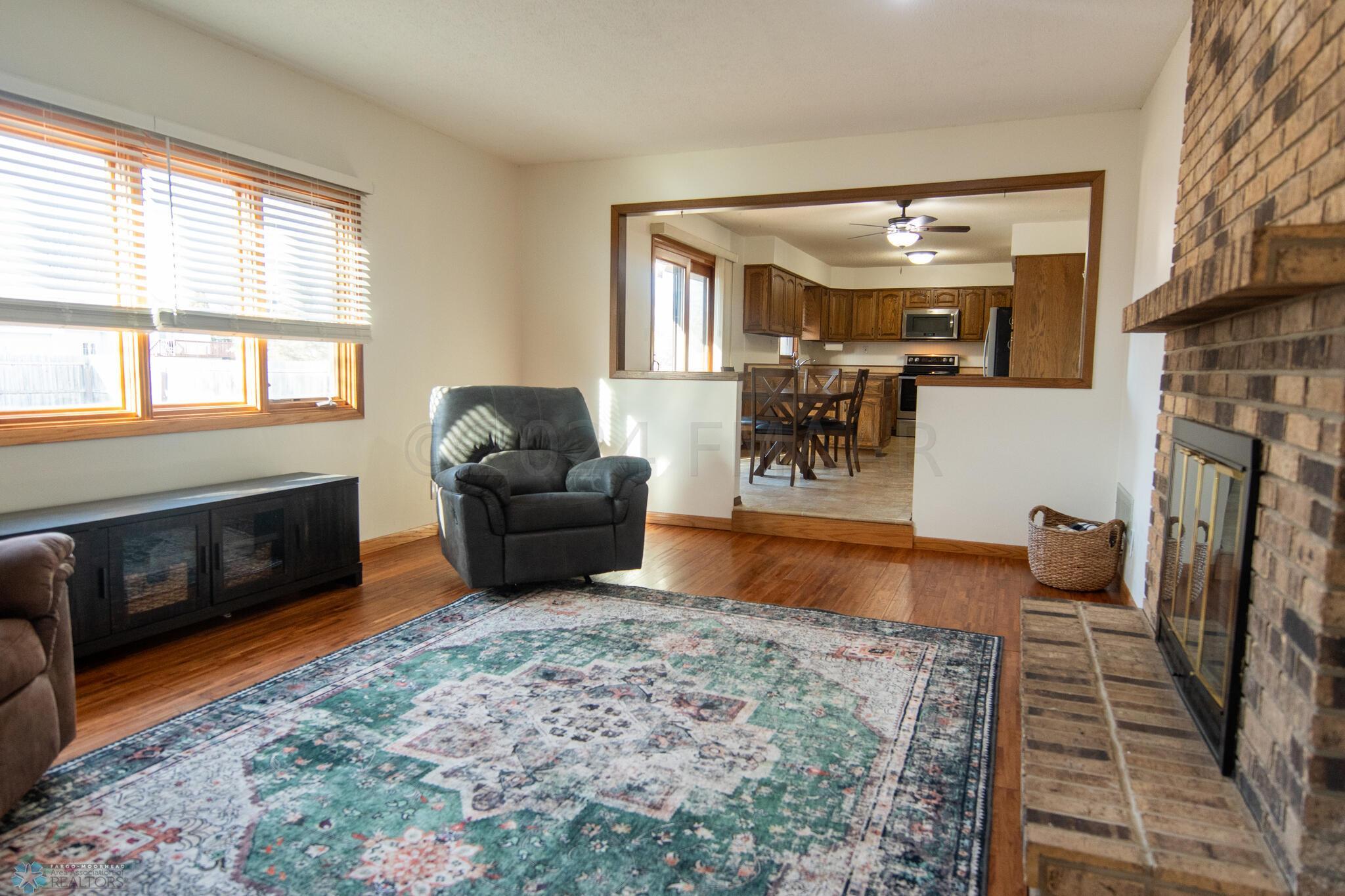 6205 Oakport St N Moorhead 8