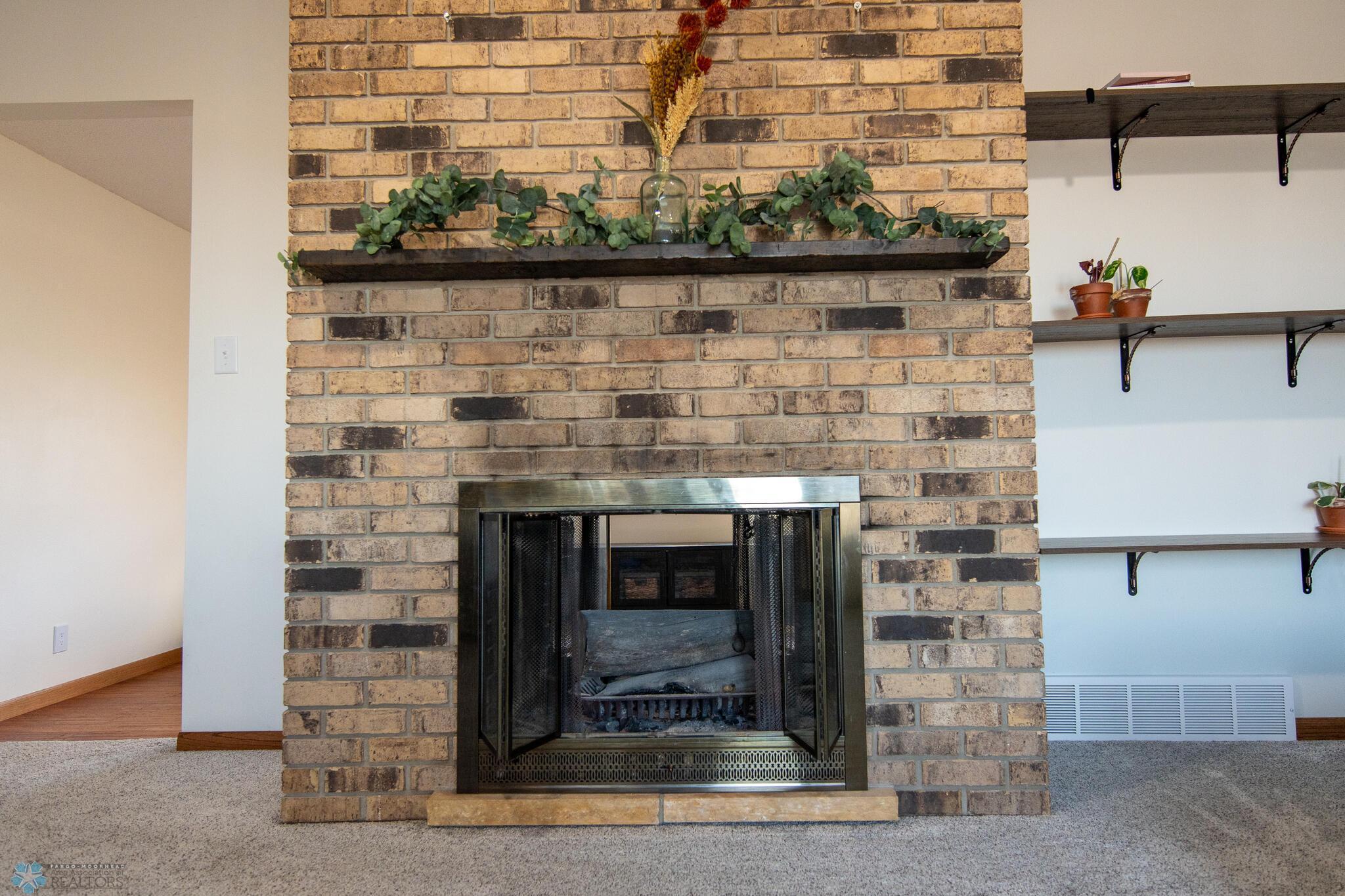 6205 Oakport St N Moorhead 57