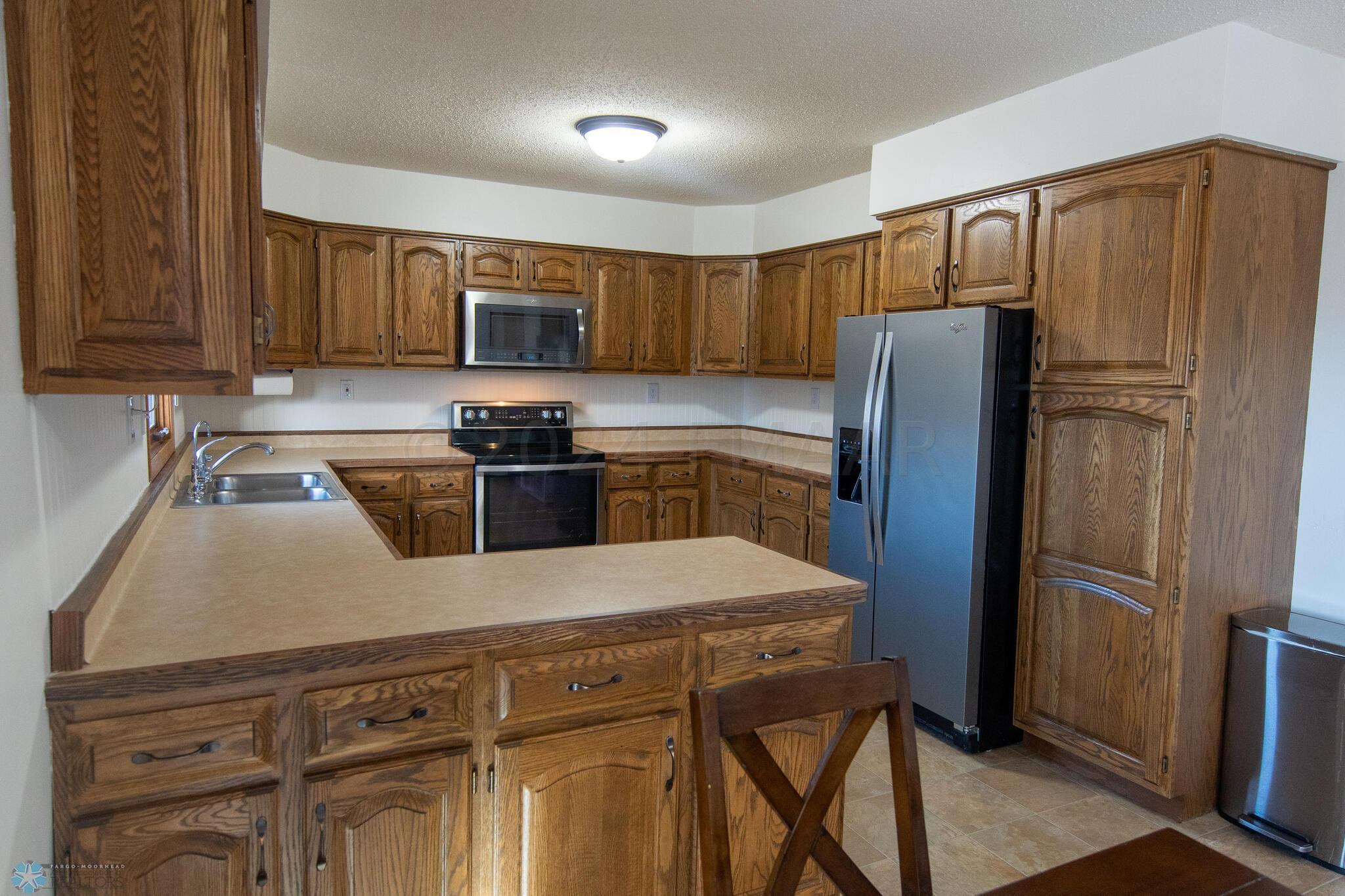 6205 Oakport St N Moorhead 15