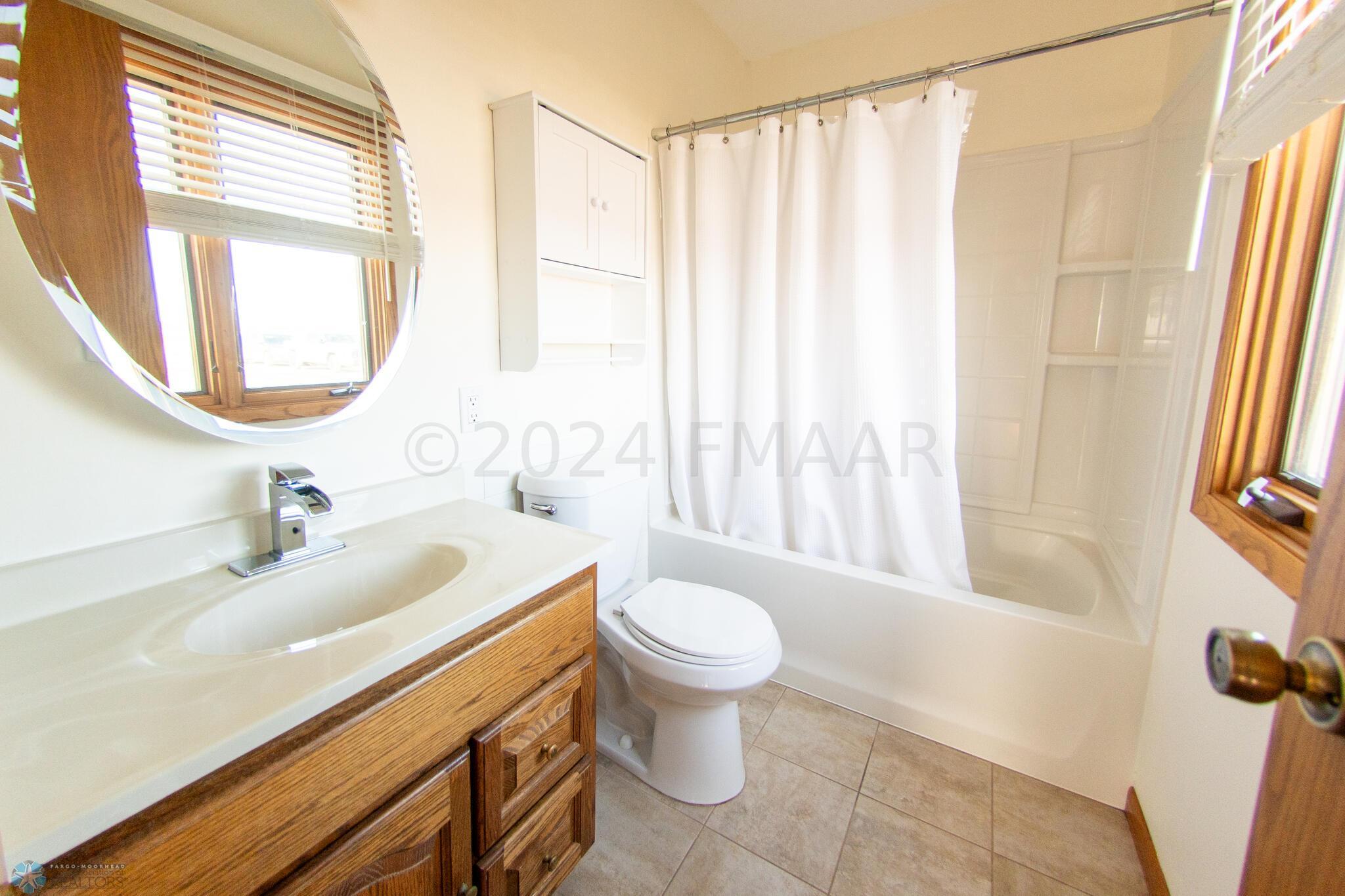 6205 Oakport St N Moorhead 37
