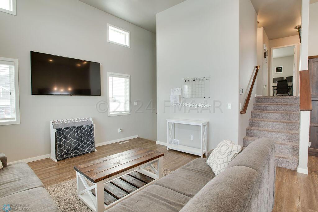 4334_21st_Ave_S-6