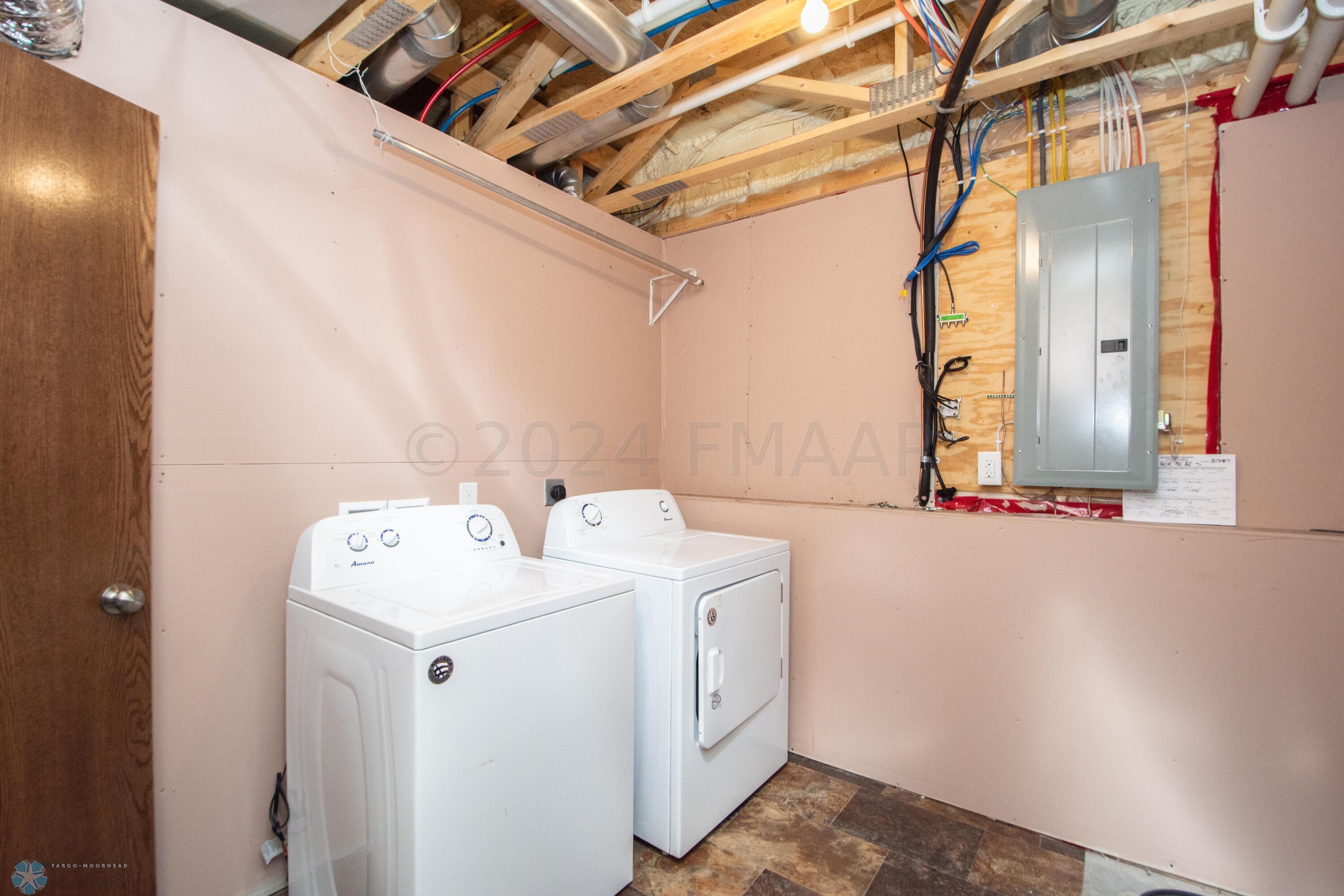 laundry/utility room