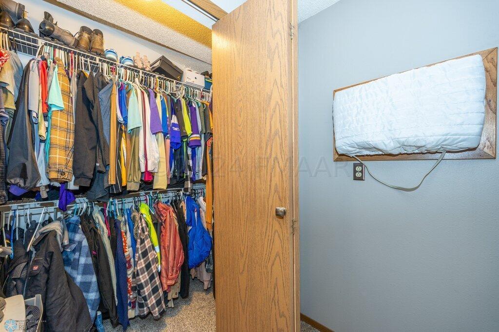 Wakk-in closet