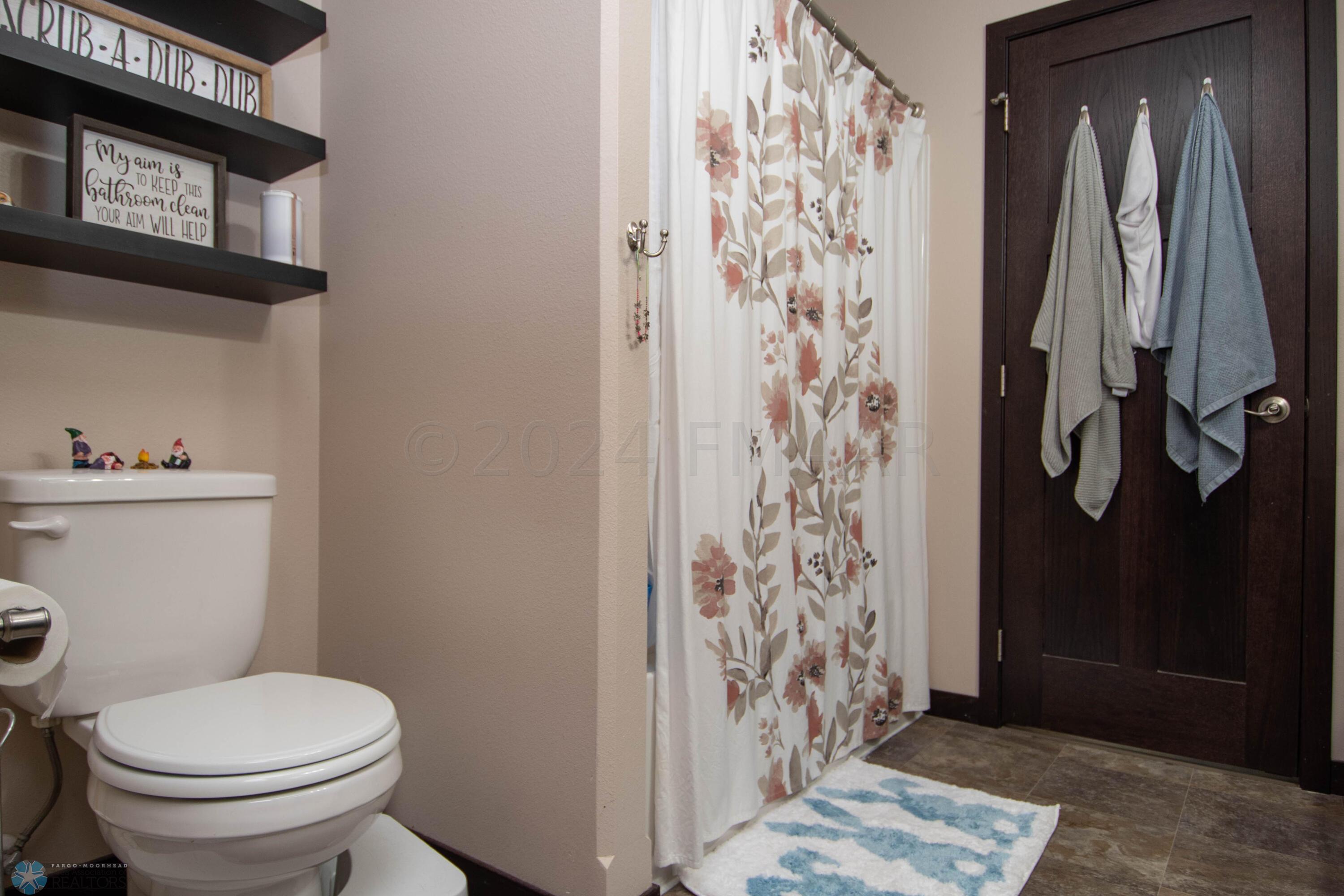 Hollywood Bathroom