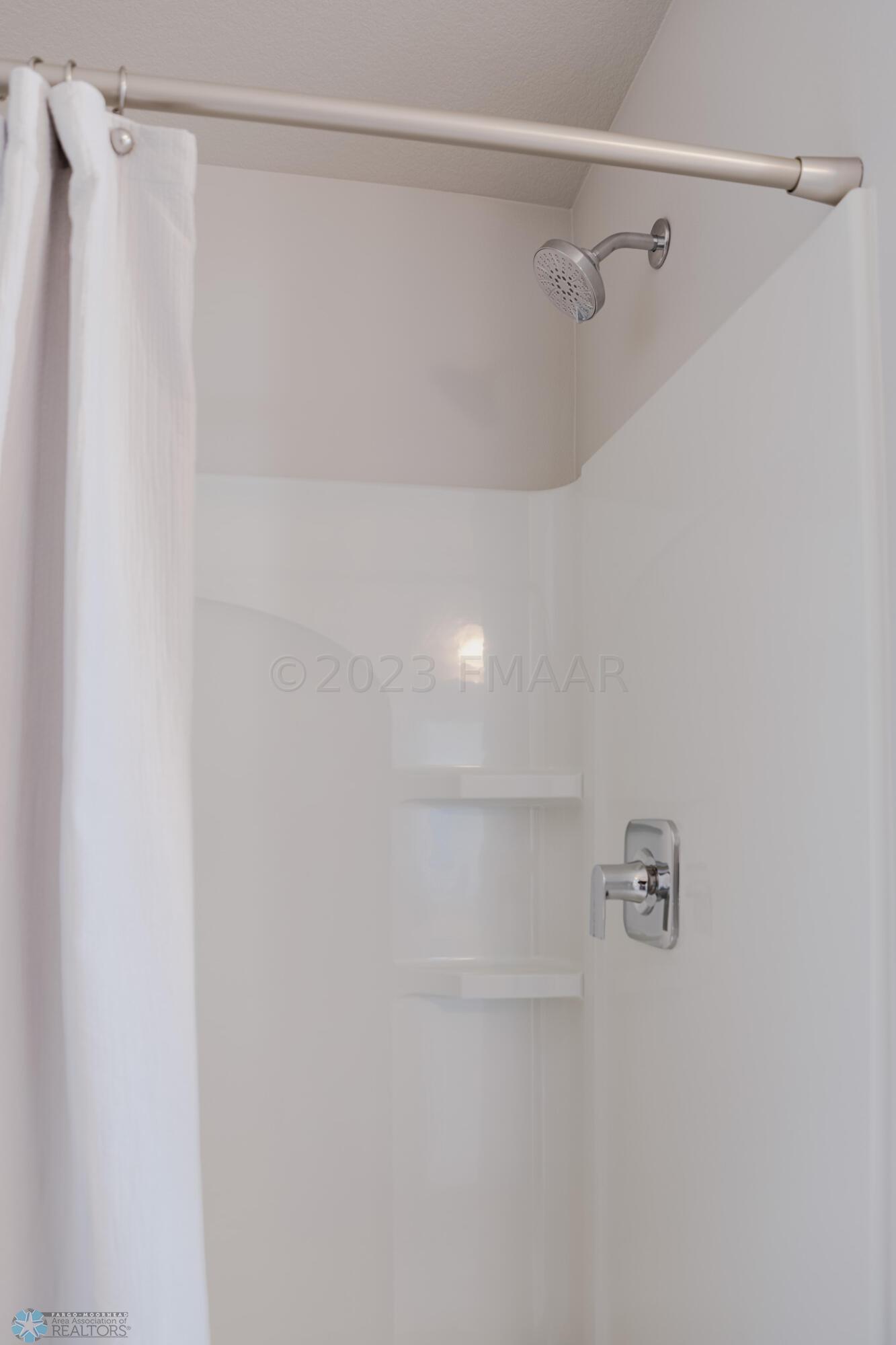 _A0A0410-HDR